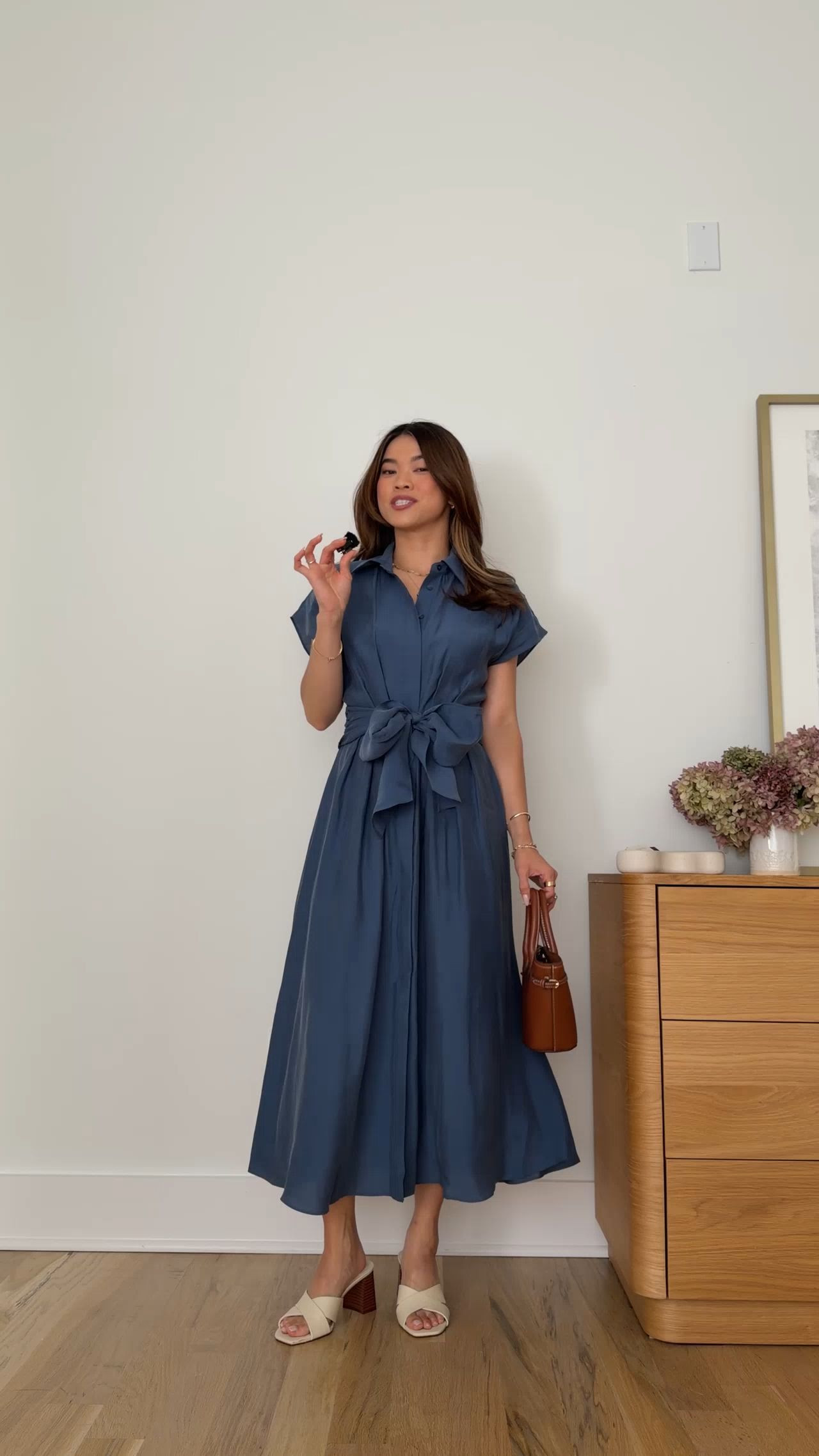 Sizing info:
Dress size 2

petite fashion, get dressed with me, outfit inspiration, ootd, nashville outfit, Nashville influencer, petite style, vacation style, casual outfits, mom style, petite dress, spring outfits, spring outfit info, spring dress, summer dress, spring outfit idea, spring bag, maxi dress, blue dress, spring shoes,  

 

#LTKSeasonal #LTKPetite #LTKFestival