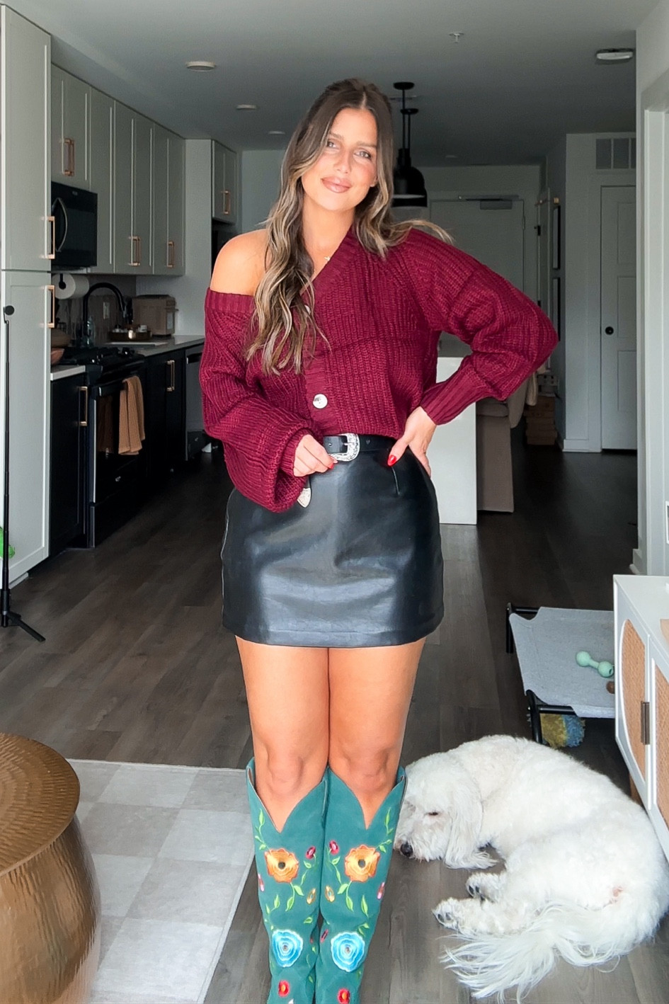 Top and bottom-S
Dingo boots- code “boldandbliss” saves 15%
Fall outfit 


#LTKStyleTip #LTKFindsUnder100 #LTKShoeCrush