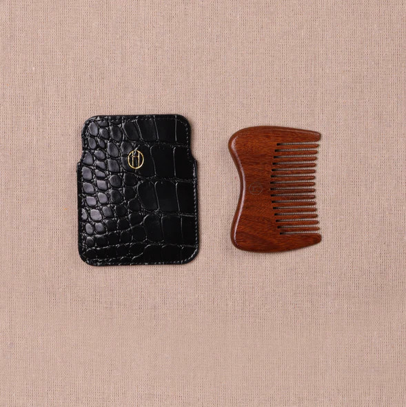 BROWN MINI COMB | Heaven Mayhem