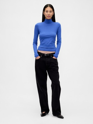 Featherweight Turtleneck | Gap (US)