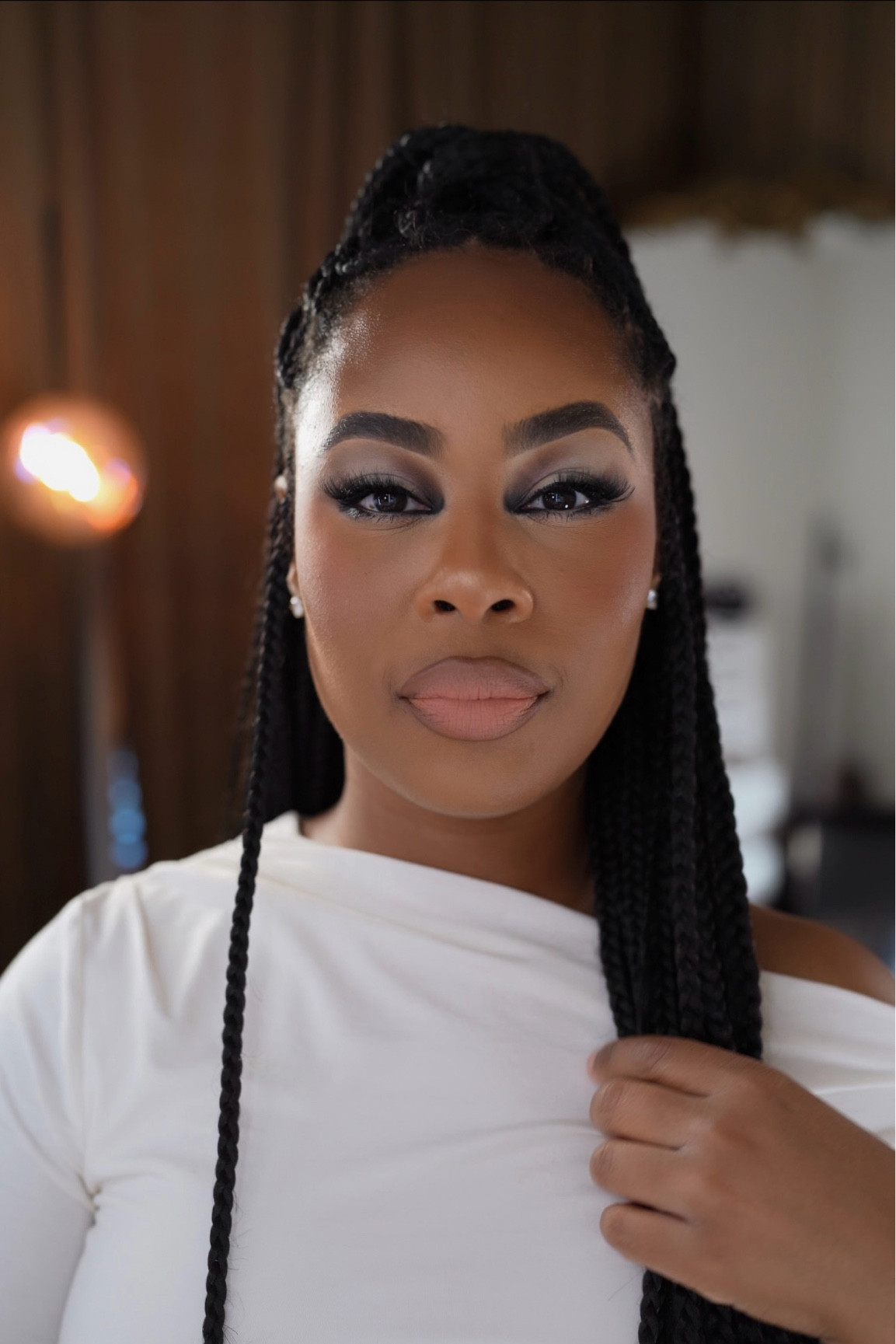 Recreated this full glam inspired by Glamzilla 
With the 2016 makeup era officially making a comeback, I leaned into everything we loved back then full coverage matte skin, sculpted brows, softly smoked eyes, and a perfectly balanced nude lip, but with a more refined, modern finish.

This is that 2016 beat, grown and polished. Clean blending, intentional contour, and neutral tones that still hold up today. If you were outside during the original full-glam era, you already know 

I’ve linked every product I used so you can recreate this look or update your own 2016 staples with newer formulas. 


#LTKBeauty