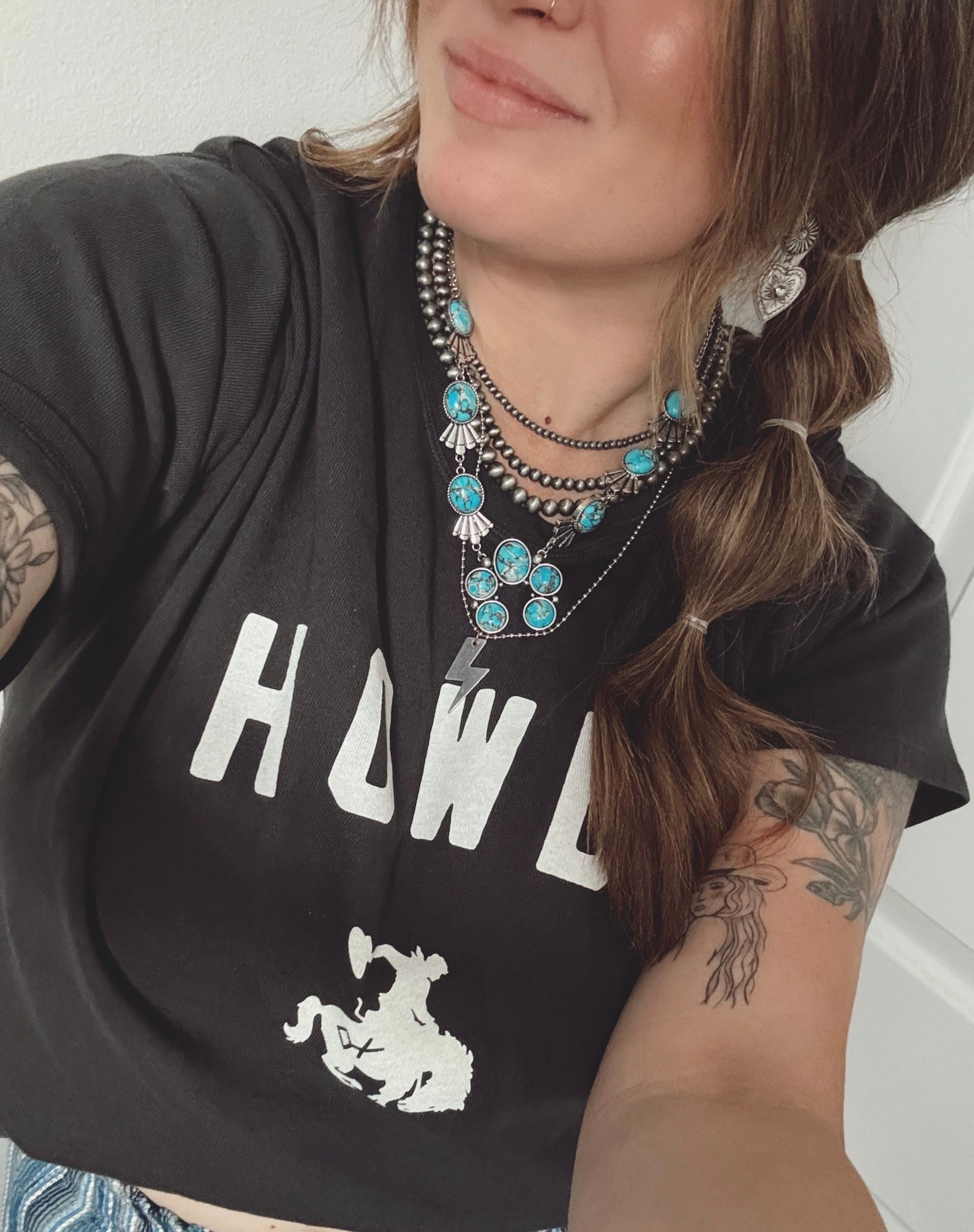 Western outfit punchy turquoise 