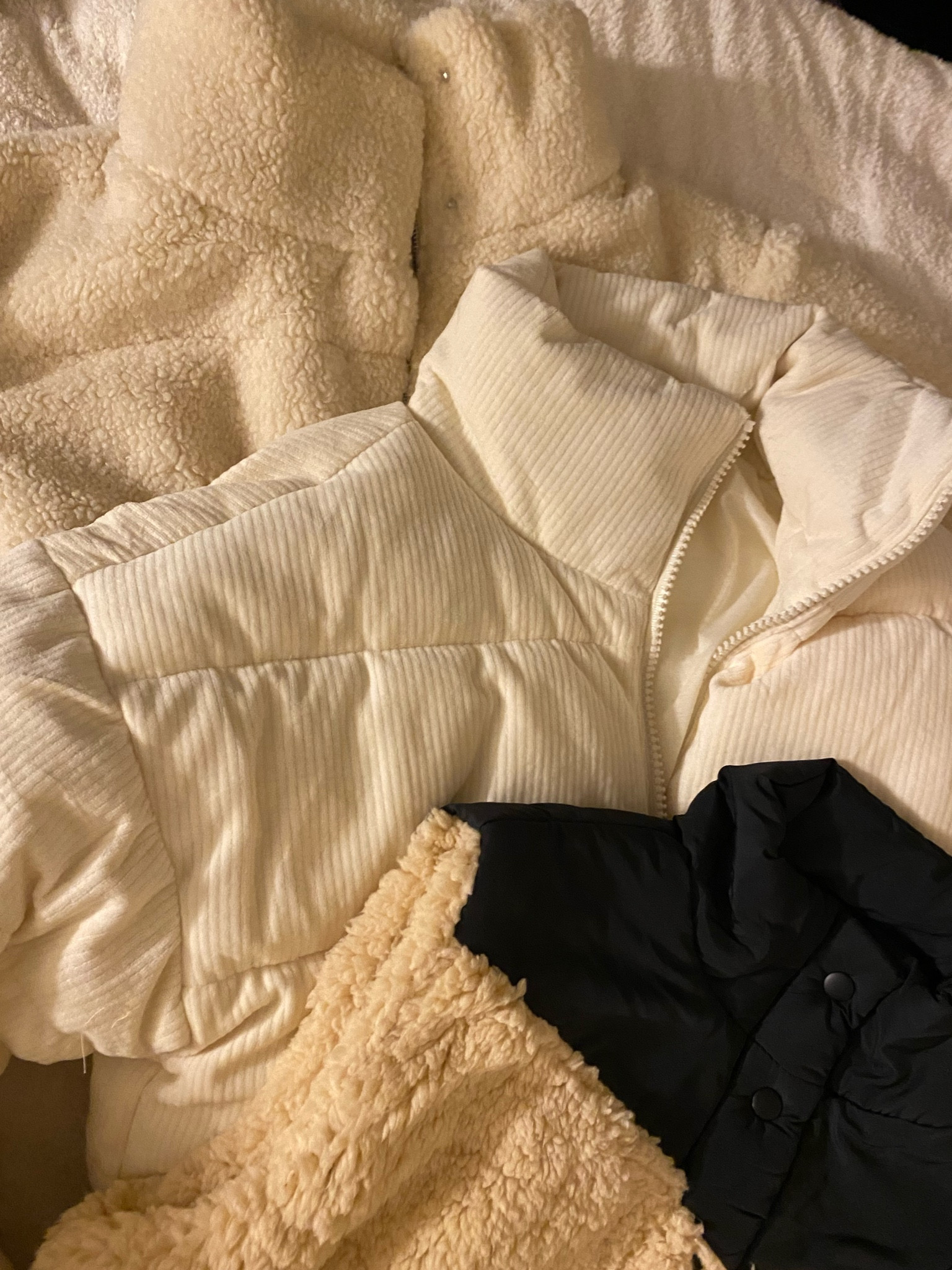 Cold weather outerwear🫶🏼 true to size 

#LTKsalealert #LTKSeasonal #LTKCyberWeek