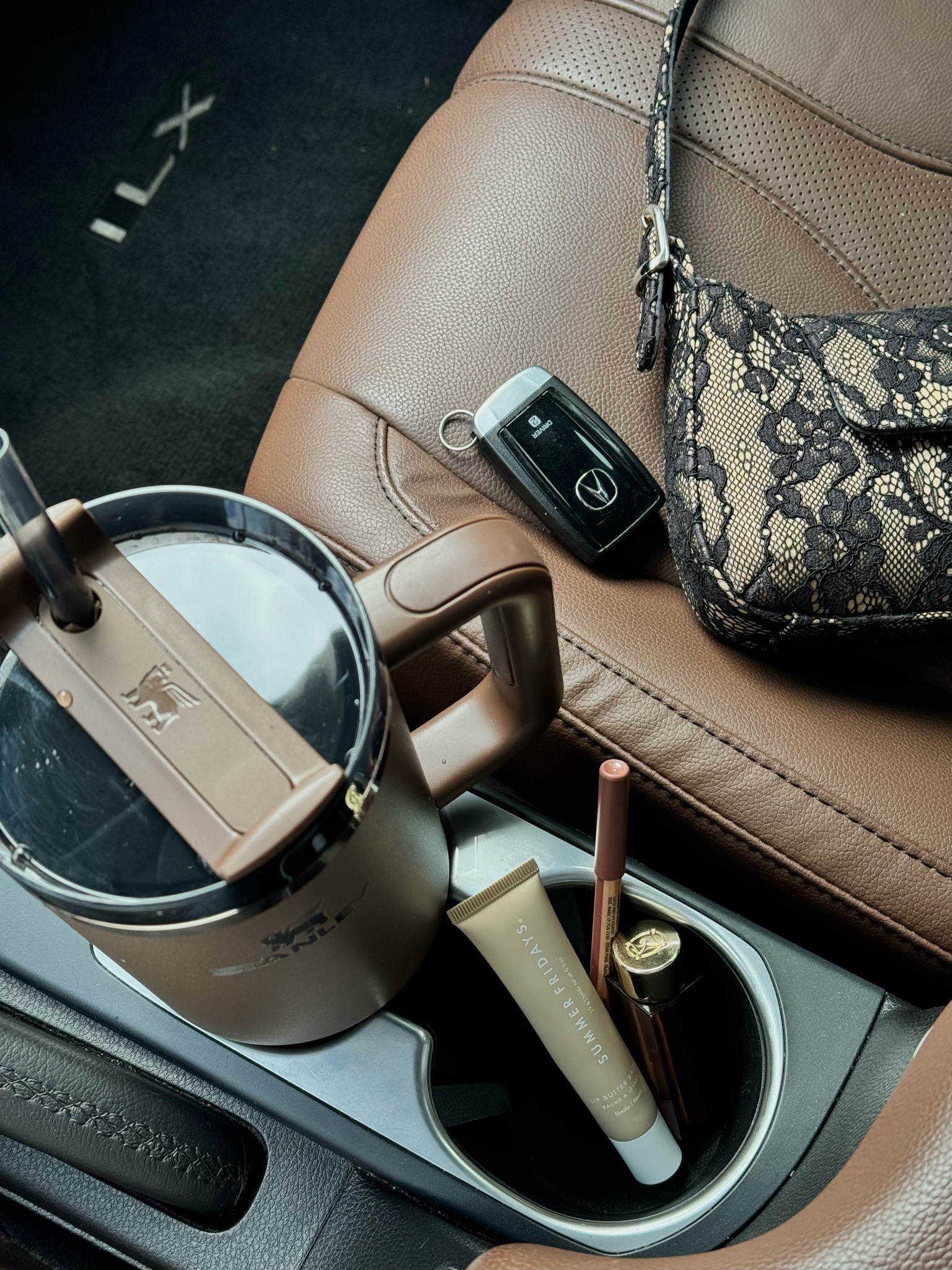 Aesthetic Accessories 🤎