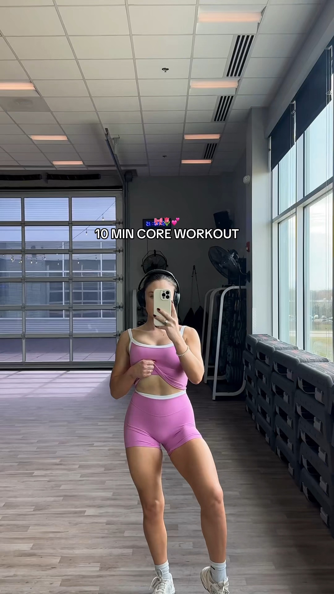 Core workout in pink 🎀💕💐 code: BROOKLYN to save!

#LTKfitnessgoals #LTKootd #LTKActive