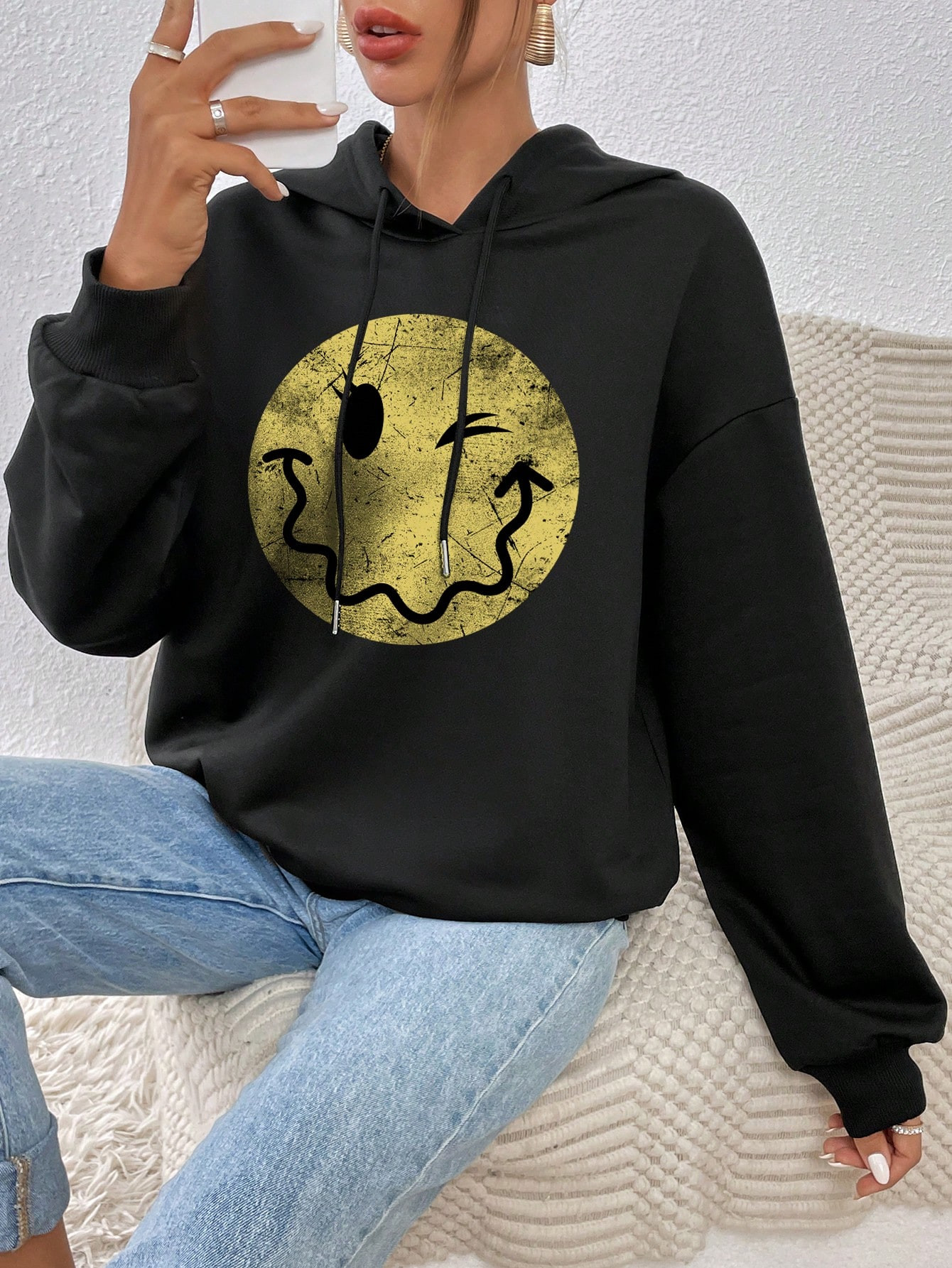 SHEIN EZwear Cartoon Graphic Drop Shoulder Drawstring Hoodie | SHEIN