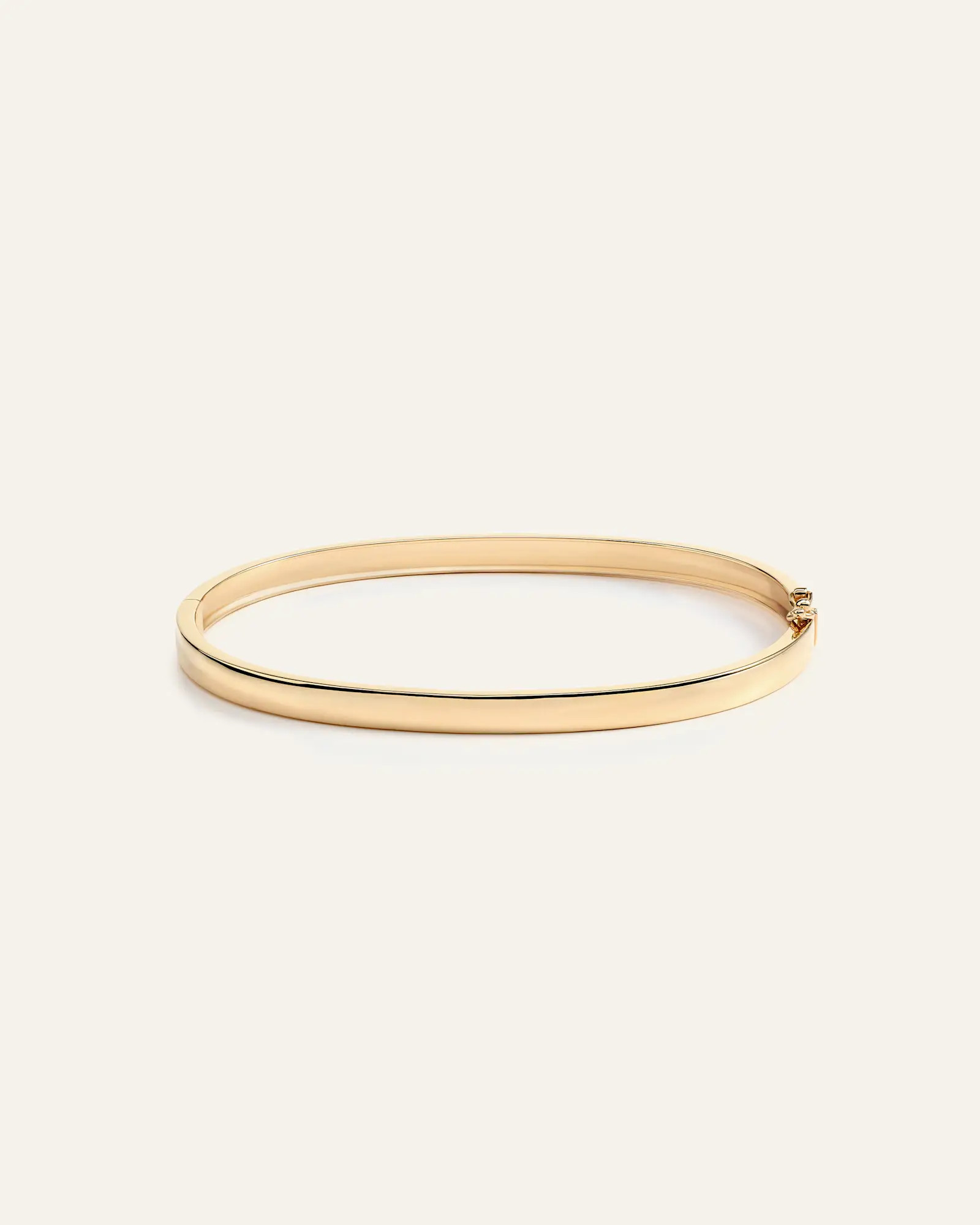 14k Gold Bold Bangle in Yellow Gold | Quince