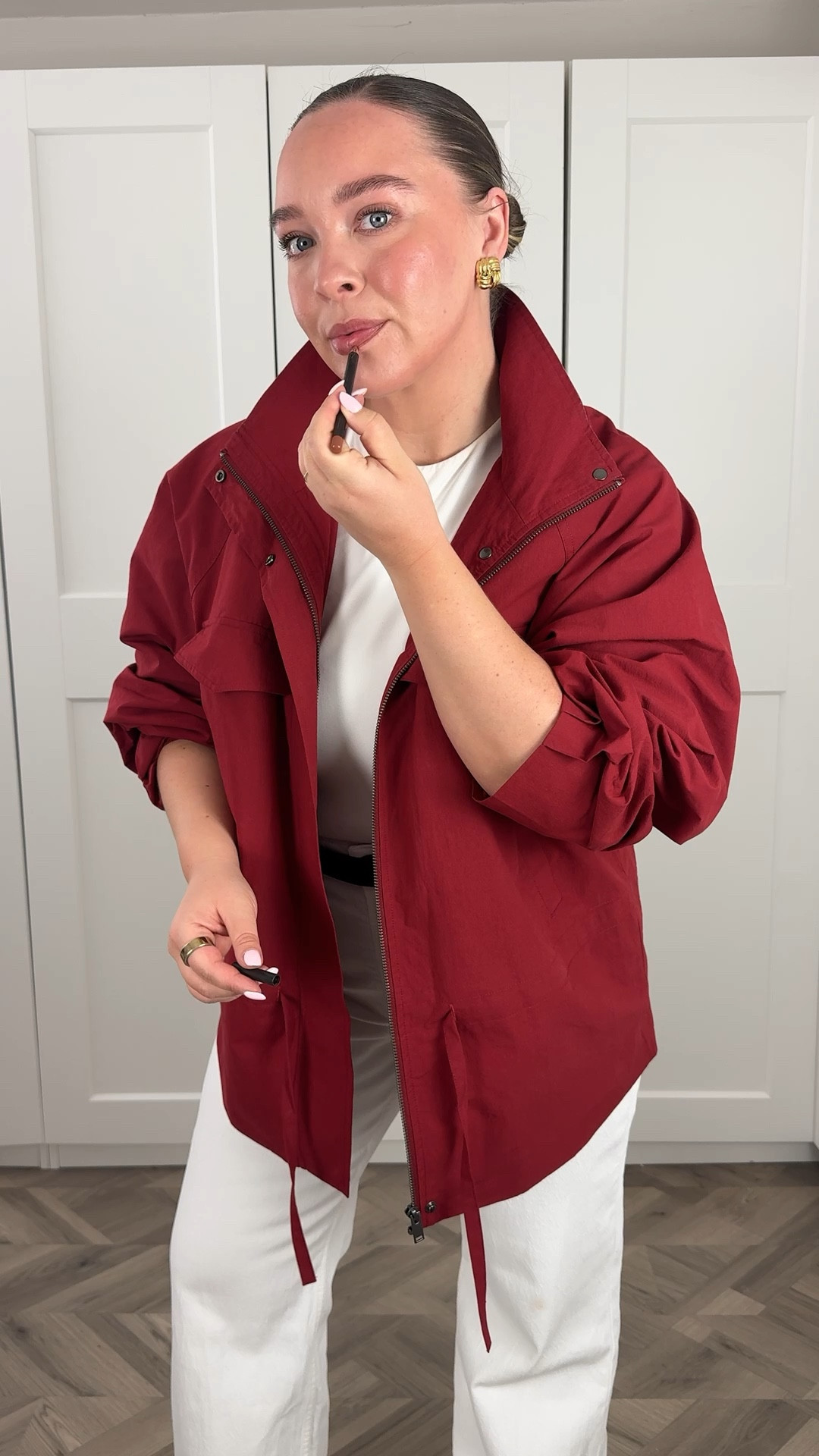 a pop of red in the form of a perfect spring jacket 💋 I sized down to a small in the jacket (I’m a UK14) and wear a 31 short in the jeans (I’m 5ft2 and a half) 

Funnel neck jacket / spring jacket / asos design / Abercrombie jeans 

#LTKmidsize #LTKspring #LTKjeans