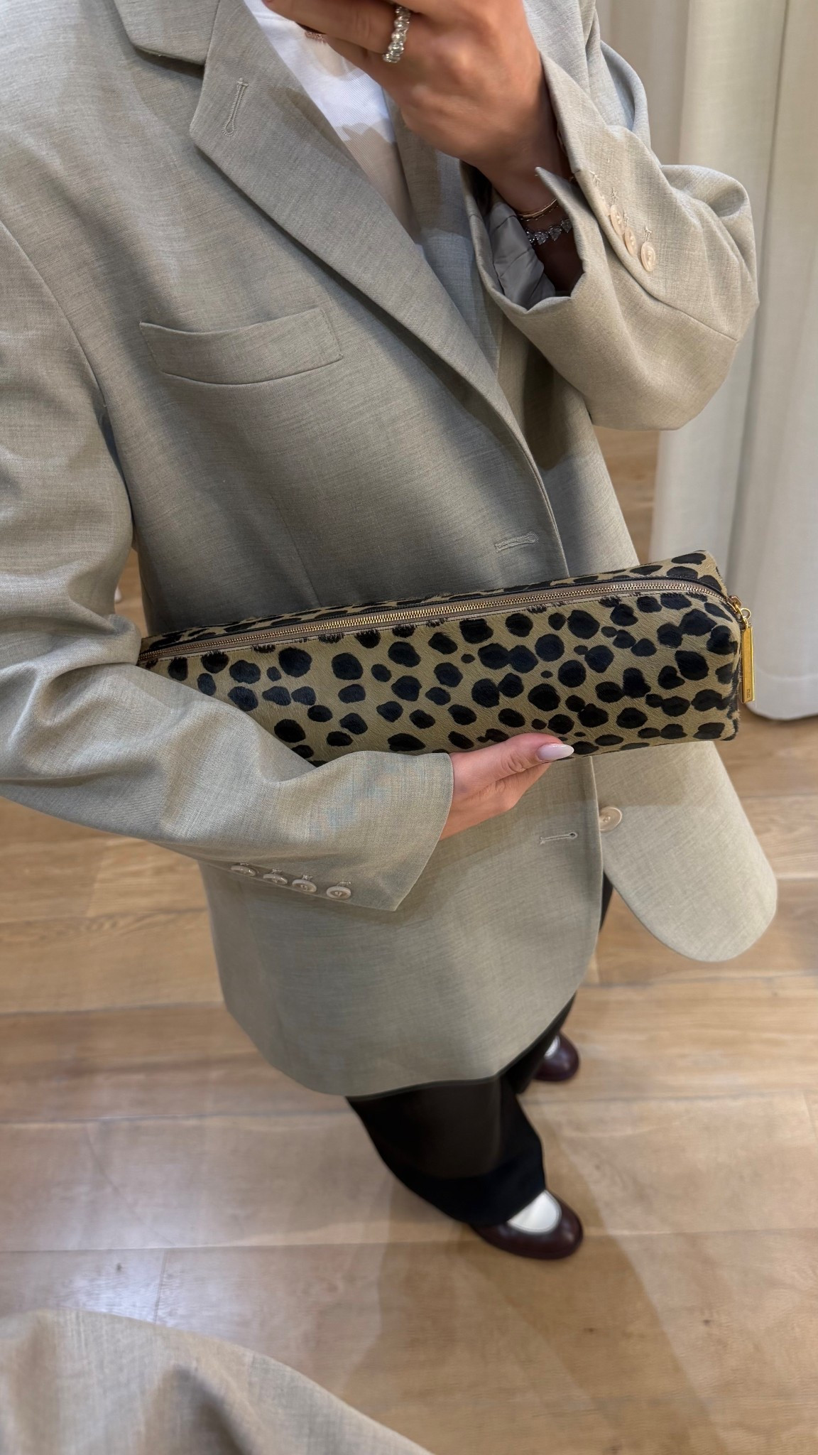 Loving this new clutch 

#LTKItBag #LTKStyleTip