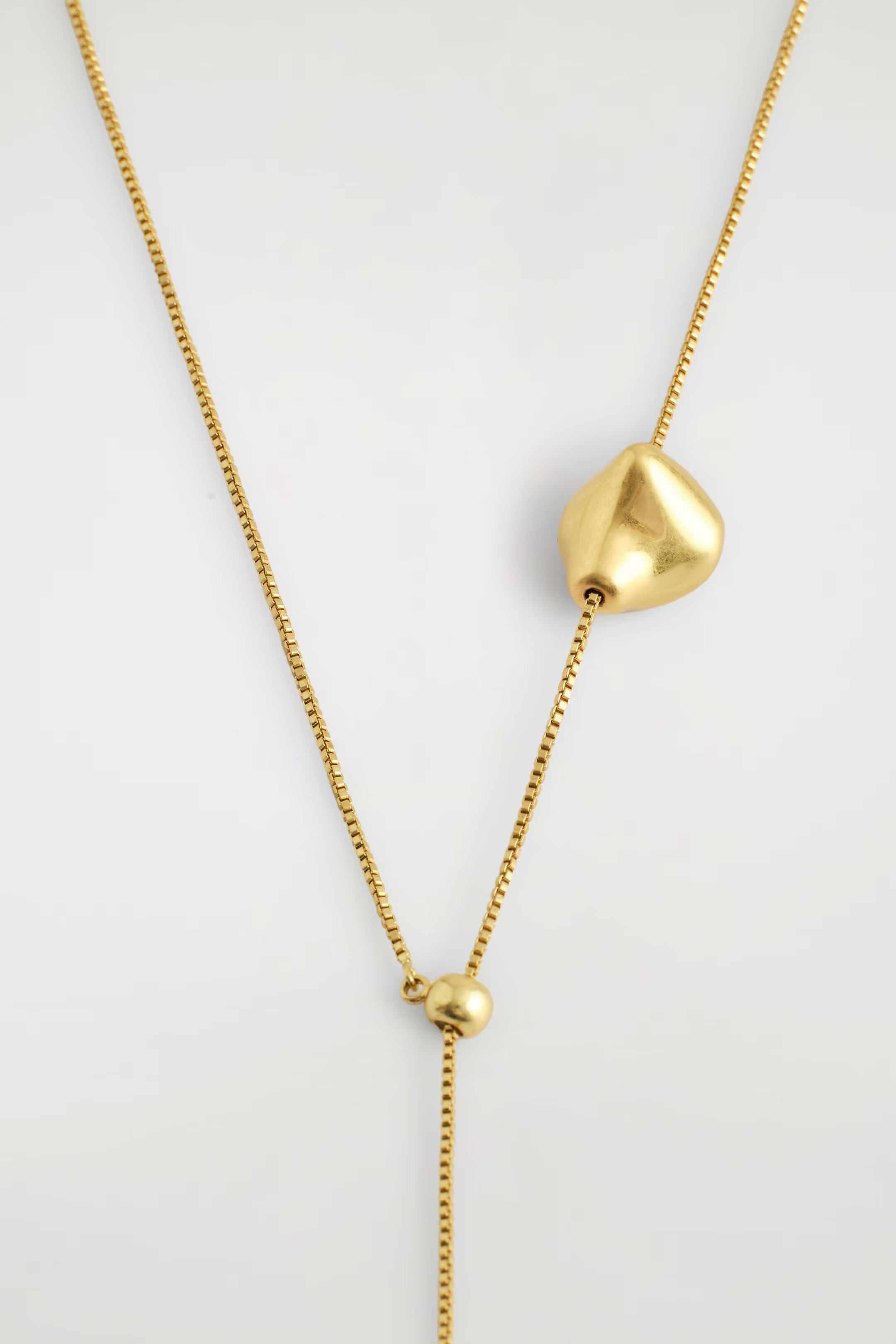 MOLTEN PENDANT NECKLACE - GOLD | COS | COS UK