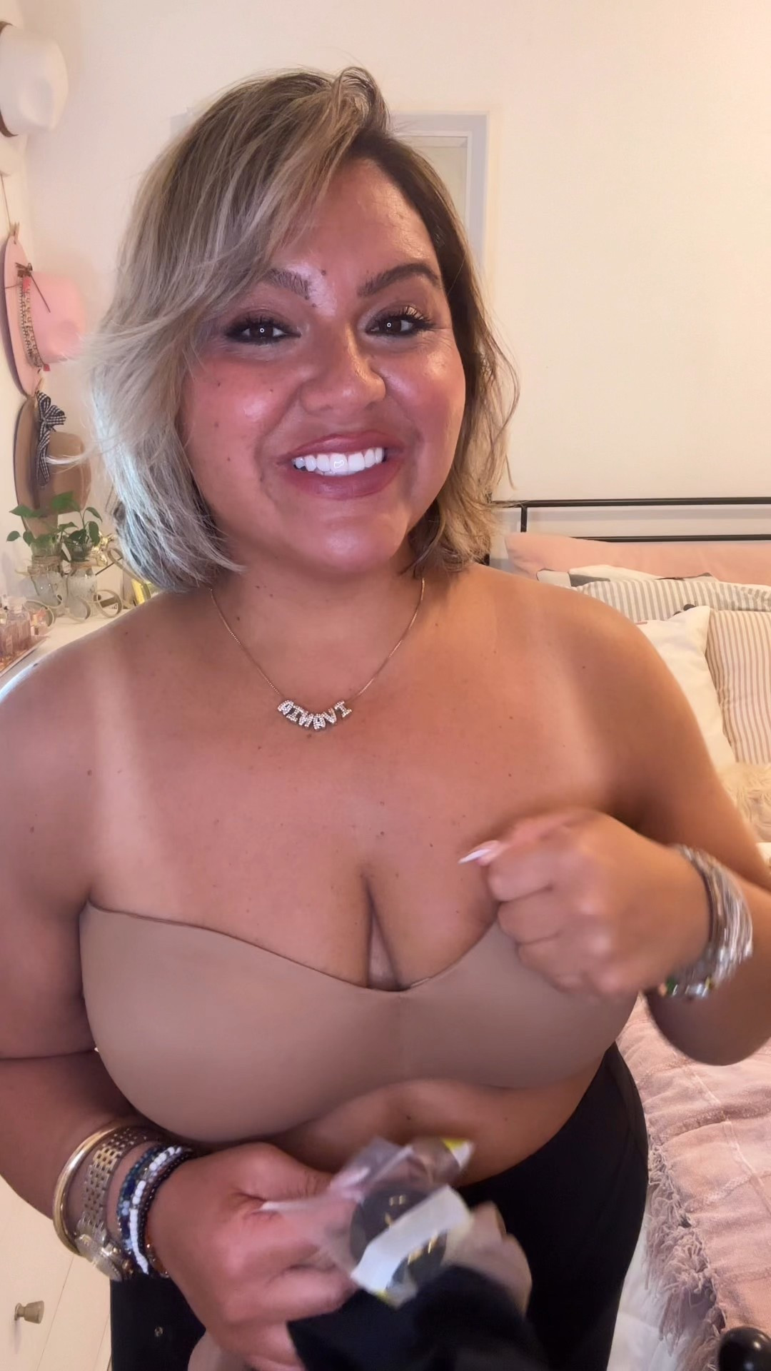 I’ve share this minimizer bra before and I’ll continue to share it until we all have it.  It’s my favorite Amazon find and currently on SALE for Prime Day. 

#LTKSaleAlert #LTKStyleTip #LTKFindsUnder50