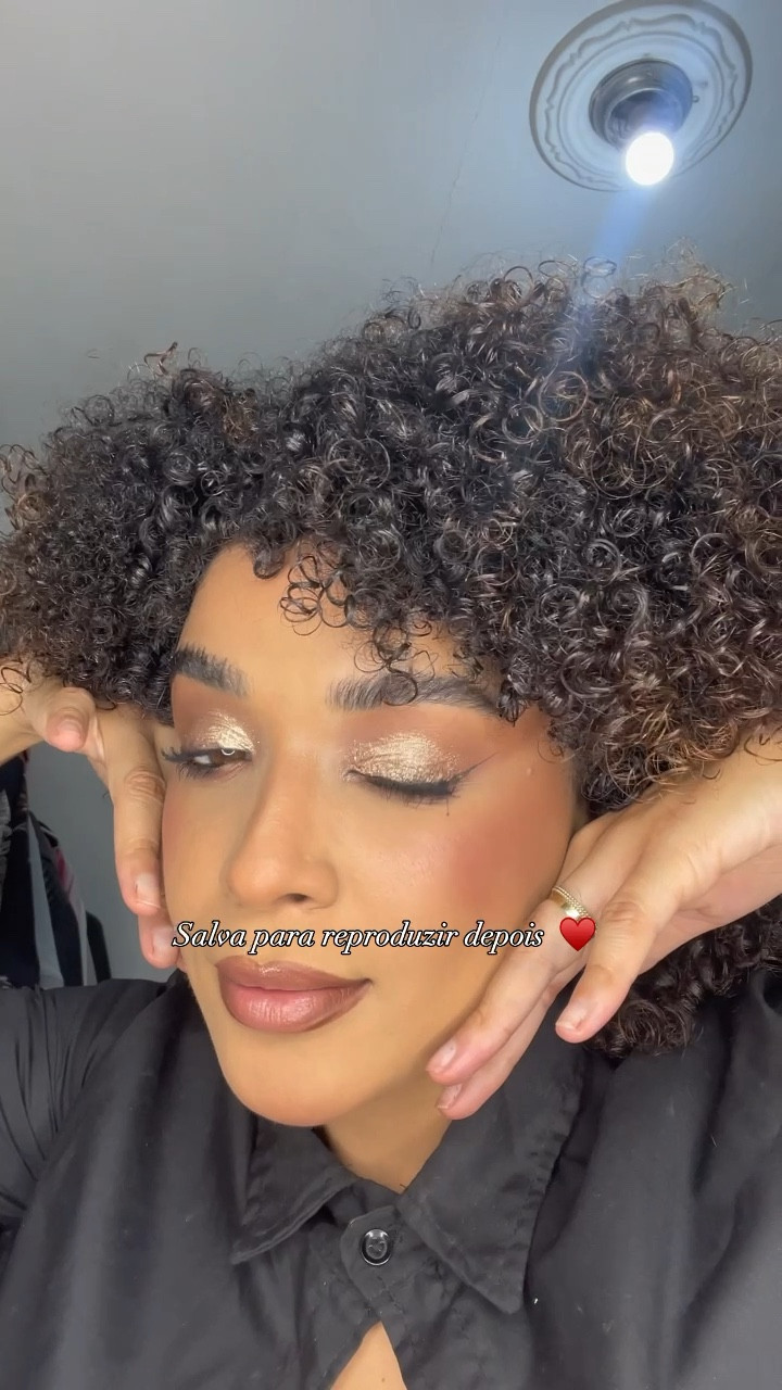 TUTORIAL DE MAKE FÁCIL PARA NATAL #NatalLTK 

#LTKbrasil #LTKbeauty #LTKGiftGuide