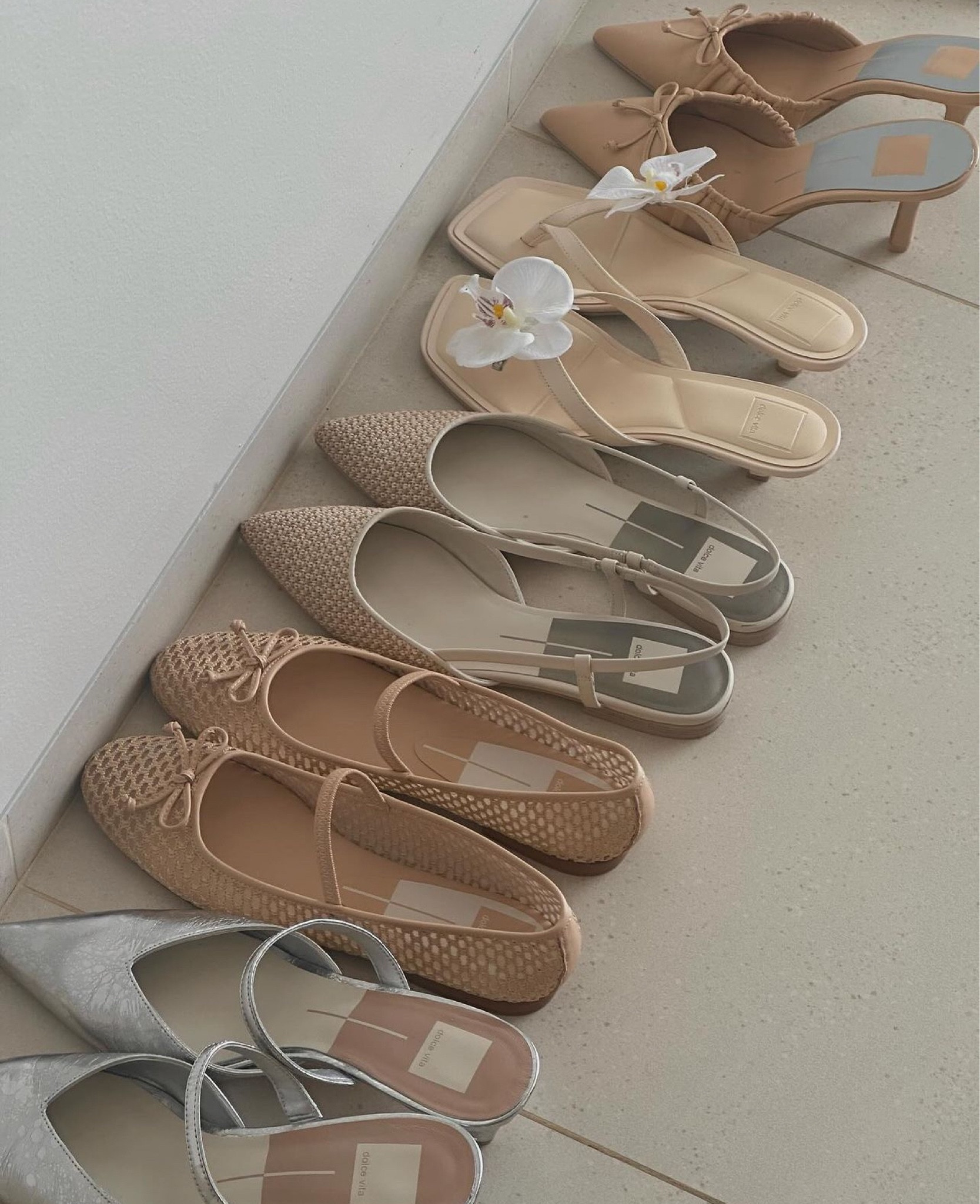 livin la dolce vita 🍹👡🌞

Spring outfit, ballet flats, Easter, kitten heels, sling backs, vacation outfitt

#LTKSeasonal #LTKstyletip #LTKshoecrush