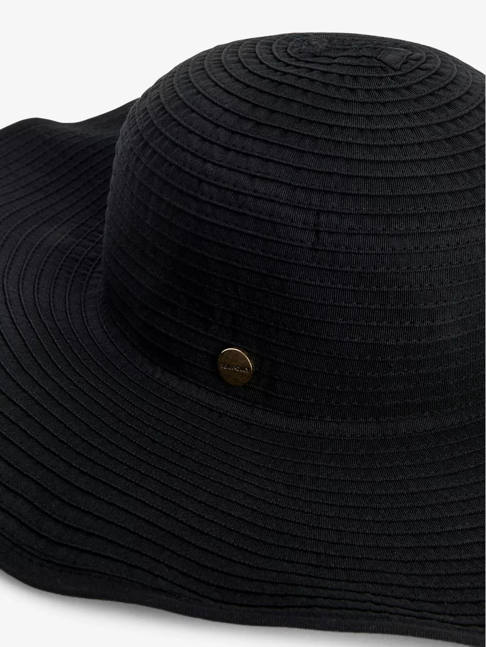 Lizzy brand-plaque woven hat | Selfridges