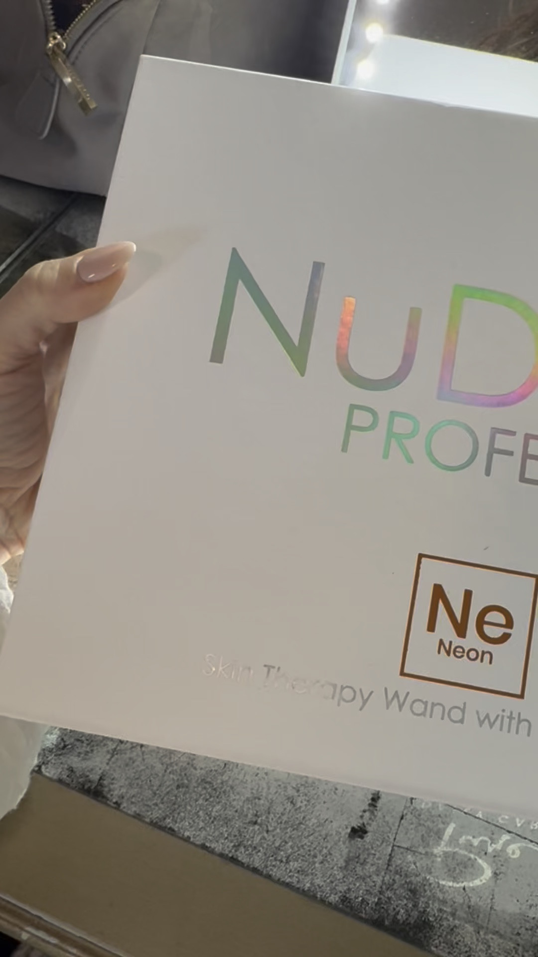 Looking to up your skincare game in 2025?
I have recently added this high frequency wand to my weekly routine to help with my skin concerns. It features 3 neon and 3 argon attachments, of which you can tailor your treatments for anti-aging and blemish control. It also enhances circulation and product absorption, giving me spa-quality results - but at home!


#LTKGiftGuide #LTKOver40 #LTKBeauty