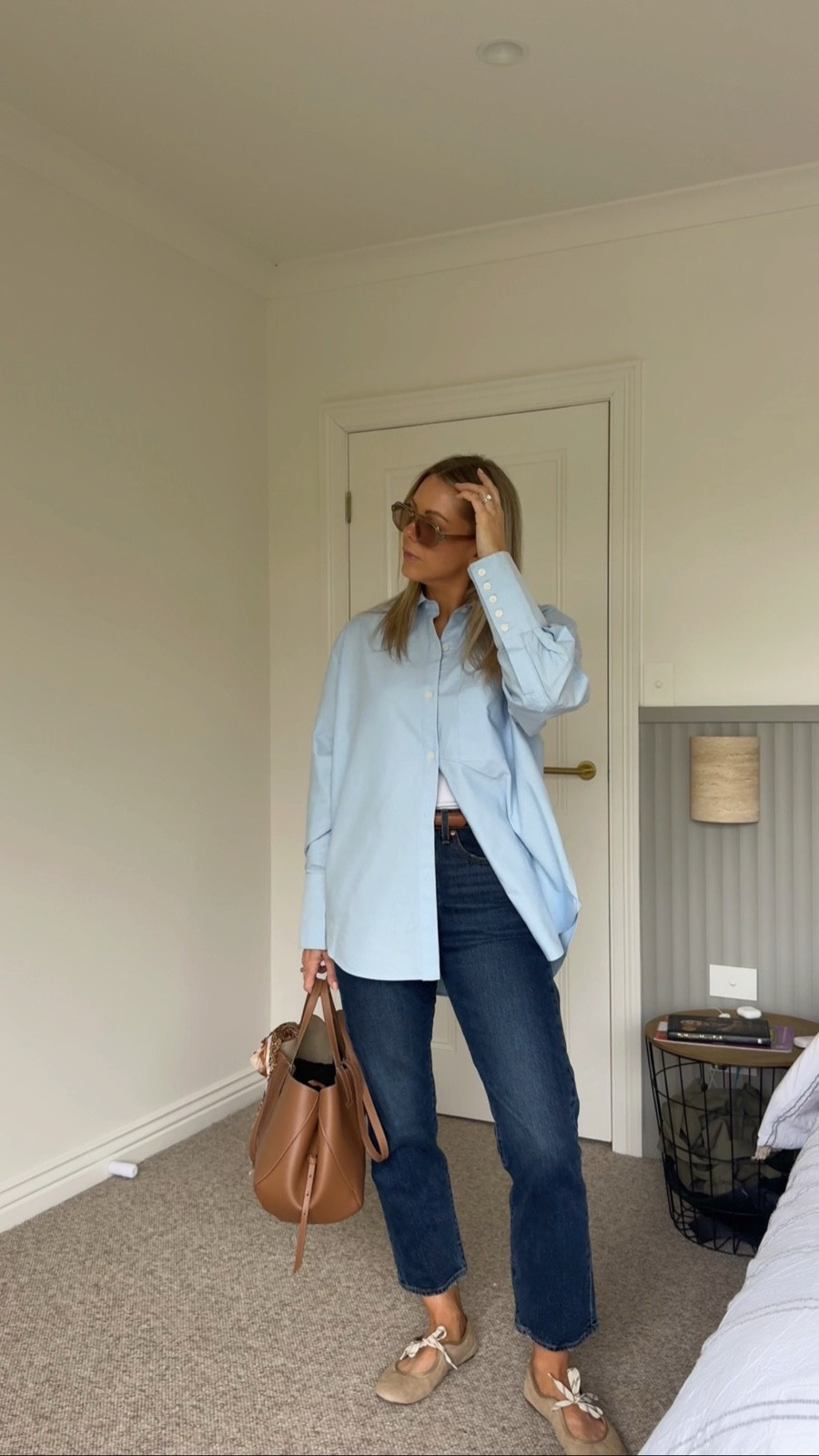 How to style an oversized shirt to work without feeling overwhelmed by too much material. I’m in a 14 in the Witchery shirt (but wear a 6 in the similar Dissh style!), and a 12/30 in the jeans x #LTKxDavidJones

#LTKaustralia #LTKstyletip #LTKworkwear
