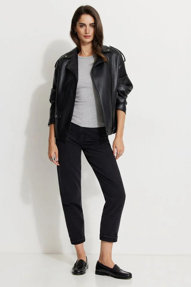 Claudia Mom Jeans | Dynamite Clothing