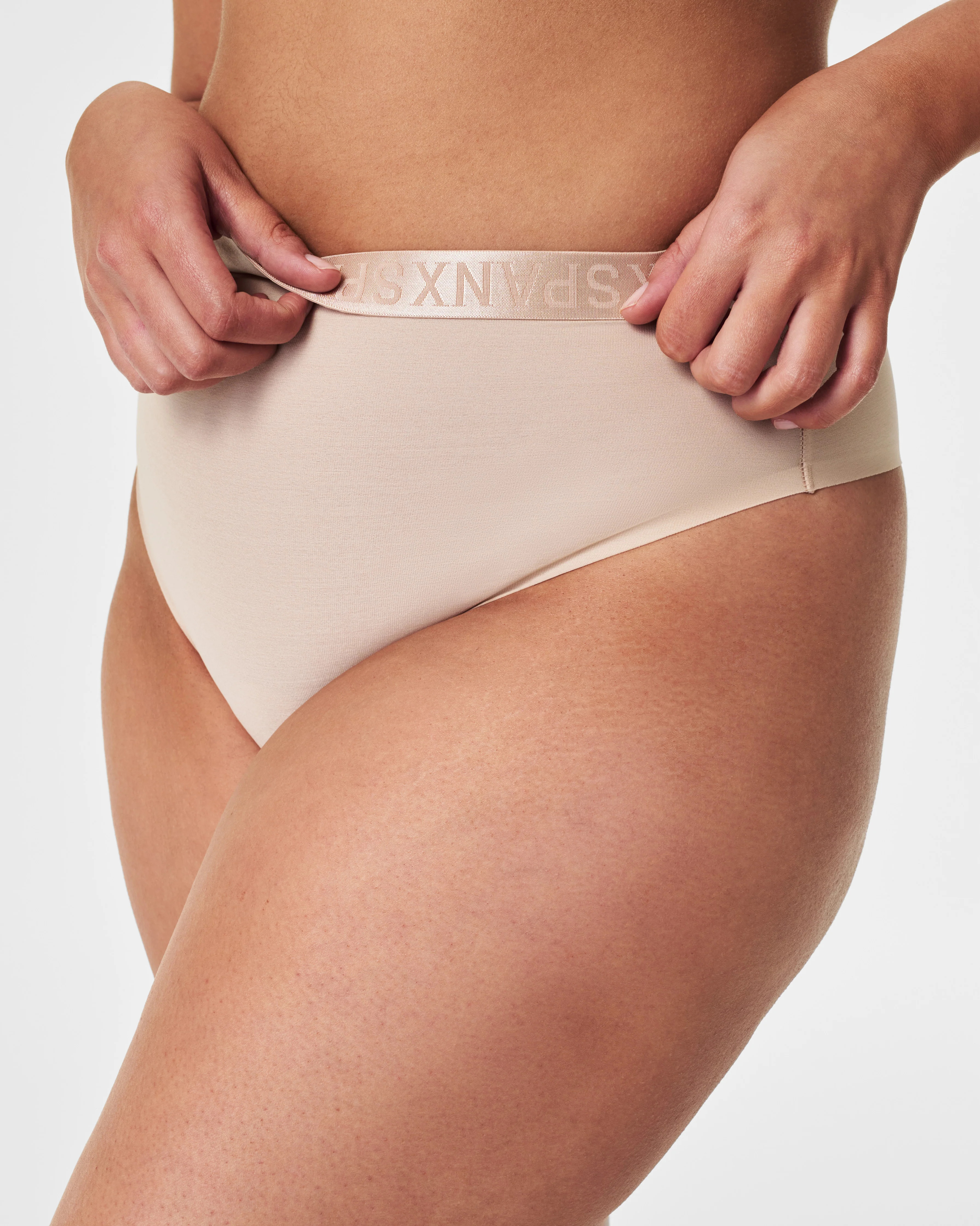 Sheer Control Thong – Firm Compression, No Dig | SPANX | Spanx