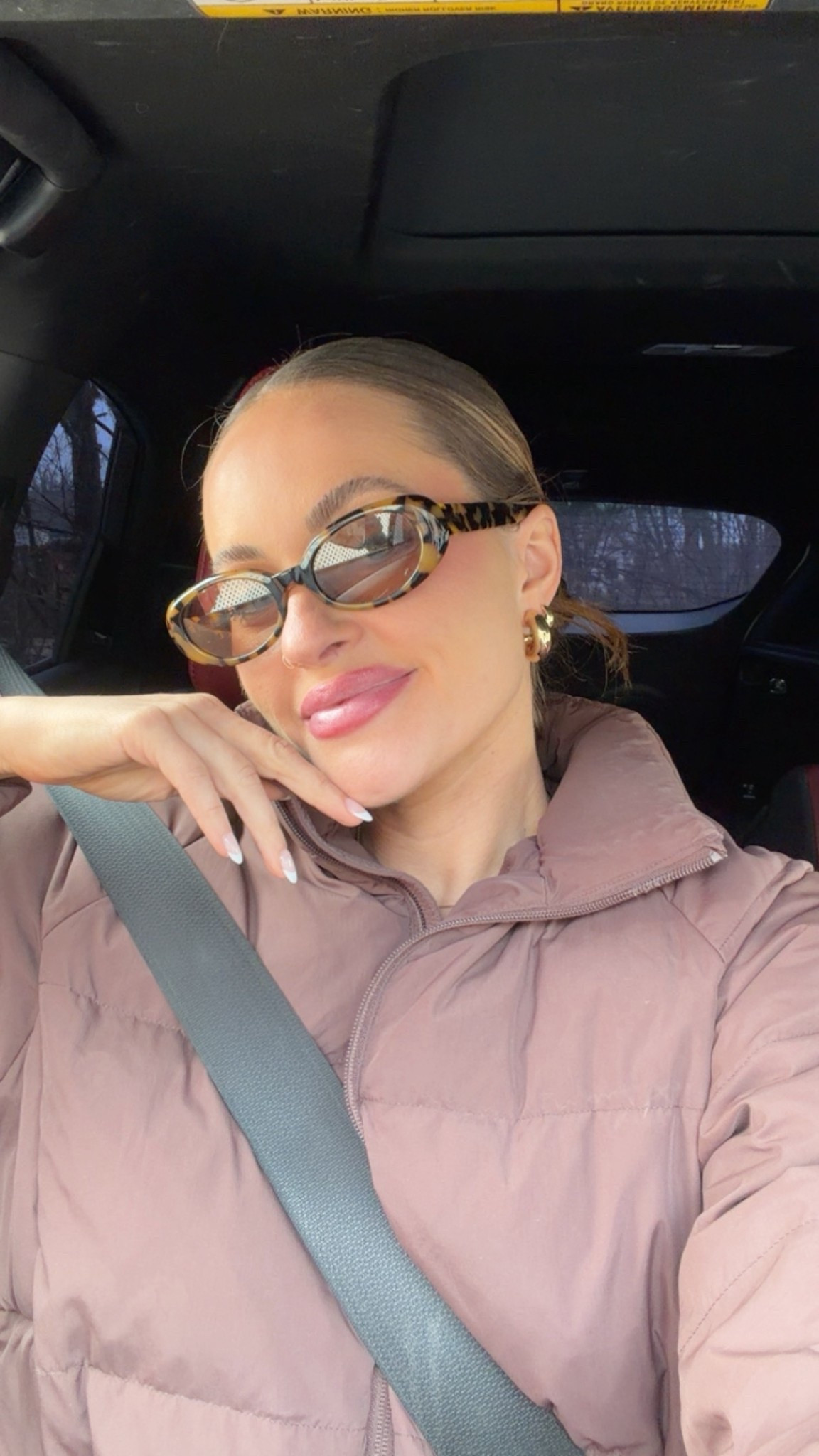 Code MADDIE15 for a discount on the jewelry! Love these sunnies too! 