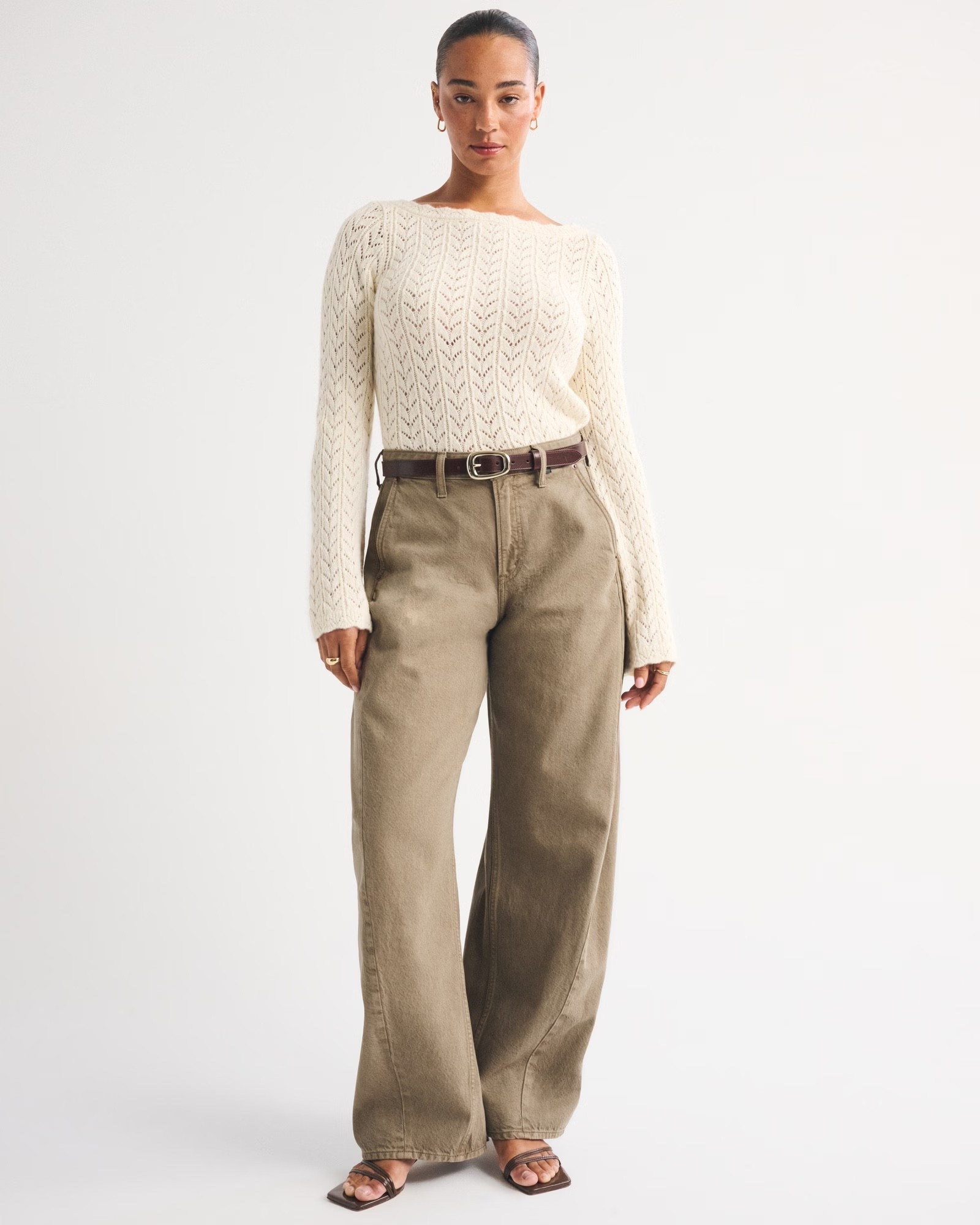 Barrel leg curve jeans
