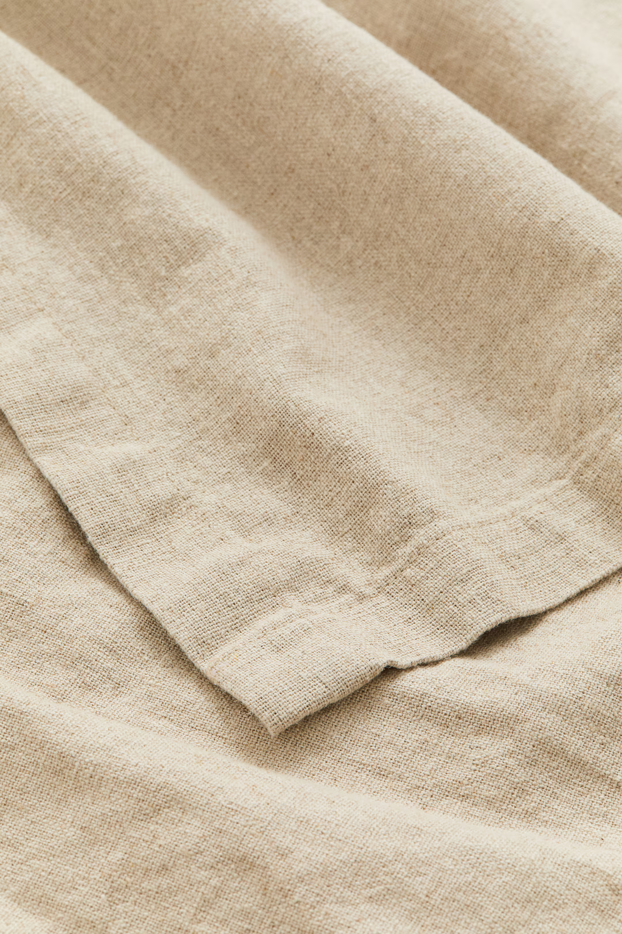 Linen-blend Tablecloth | H&M (US + CA)