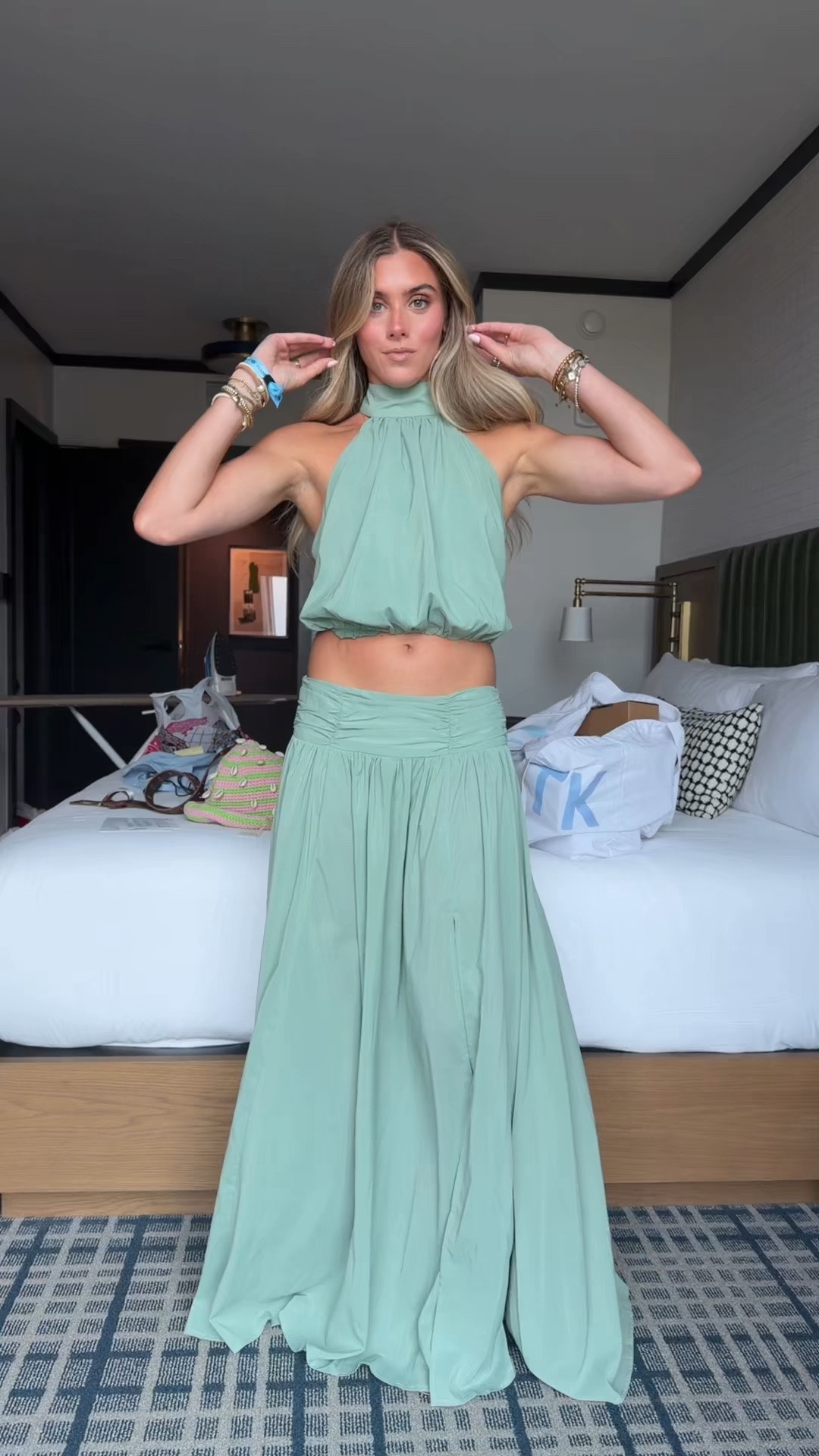 Ltk con happy hour outfit! This two piece matching skirt set is from Showpo. Size 2. It’s the perfect green shade! I paired it with my Amazon flip flop heels.

#LTKdayinmylife #LTKCon #LTKootd