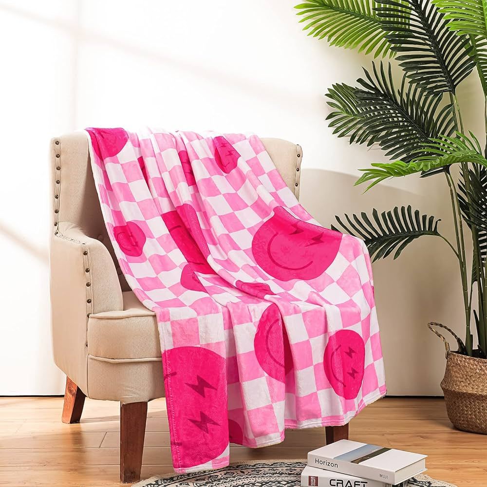 Frienda Preppy Throw Blanket Cute Flannel Soft Blanket Plush Fuzzy Blanket Preppy Bedding Stuff P... | Amazon (US)