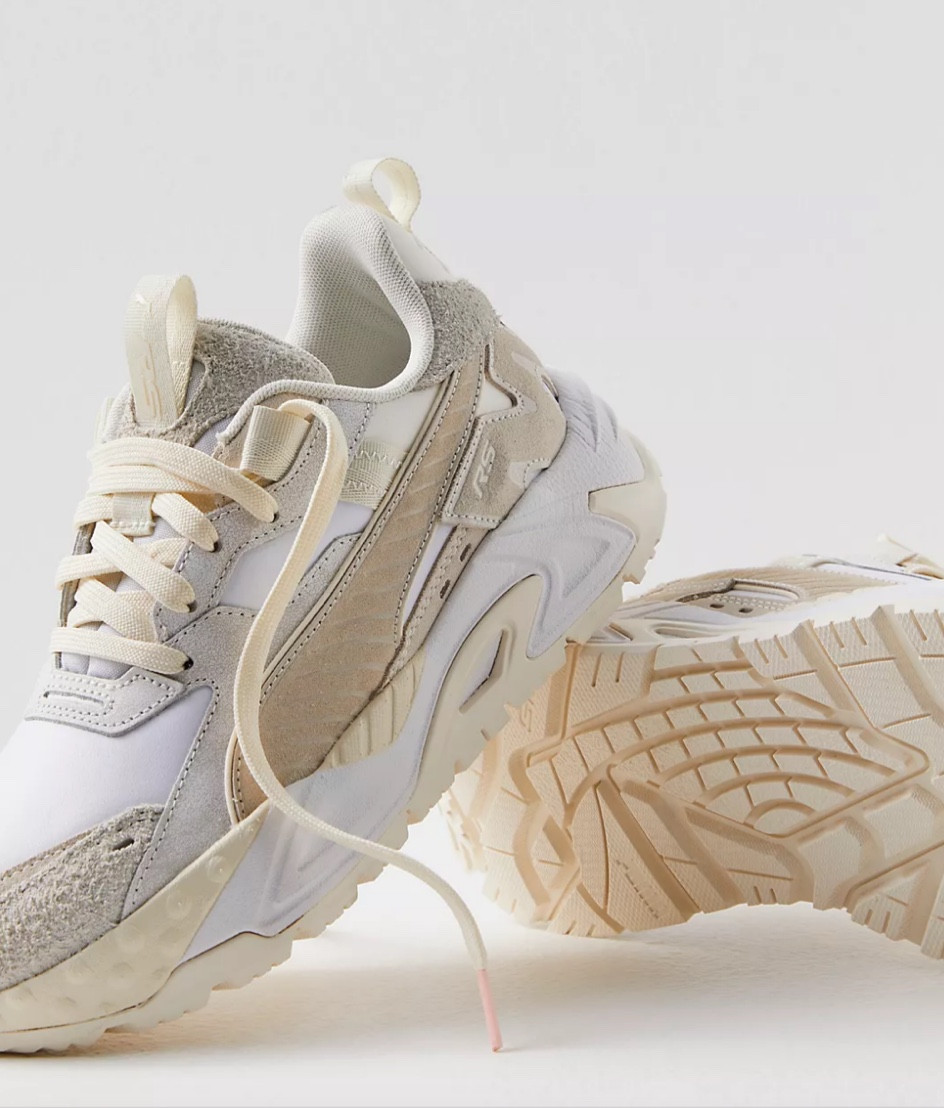 Chunky white sneaker 🤍 