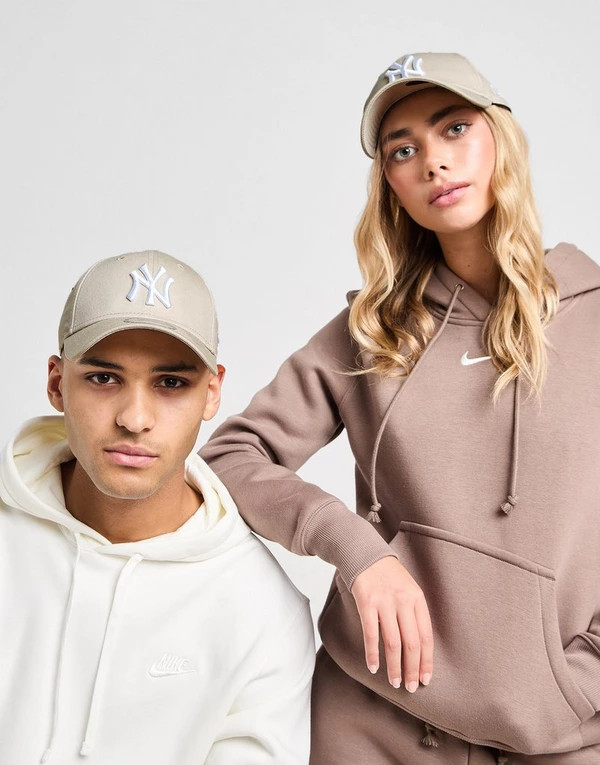 New Era MLB New York Yankees 9FORTY Cap | JD Sports (UK)