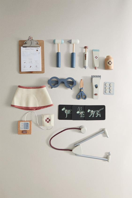 CHILDREN’S VETERINARY CASE | Zara UK