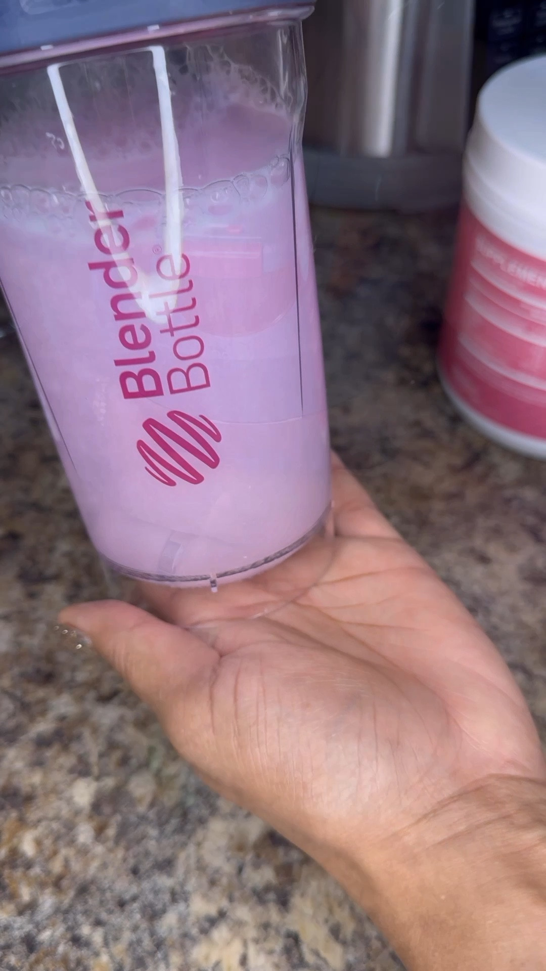 Fueling up before my workout! 🤎 This blender bottle makes mixing my pre-workout so easy—no mess, no stress! The secure lid and blending ball are total game-changers for staying on track. Linked it for you on my LTK! 💪🏽 #PreWorkoutPrep #BlenderBottle #LTKfit #GymEssentials #FitnessMustHaves #HealthyHabits #LTKwellness #ActiveLifestyle #NoExcuses #Fitspiration

#LTKActive #LTKSaleAlert #LTKFitness