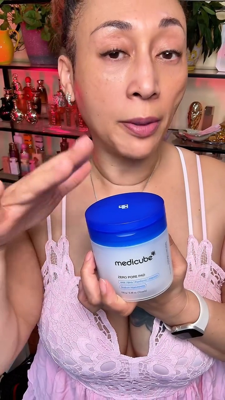 #acneproneskin #acnescars #acneskincare #medicube #koreanskincare

#LTKmorningroutine #LTKOver40 #LTKBeauty