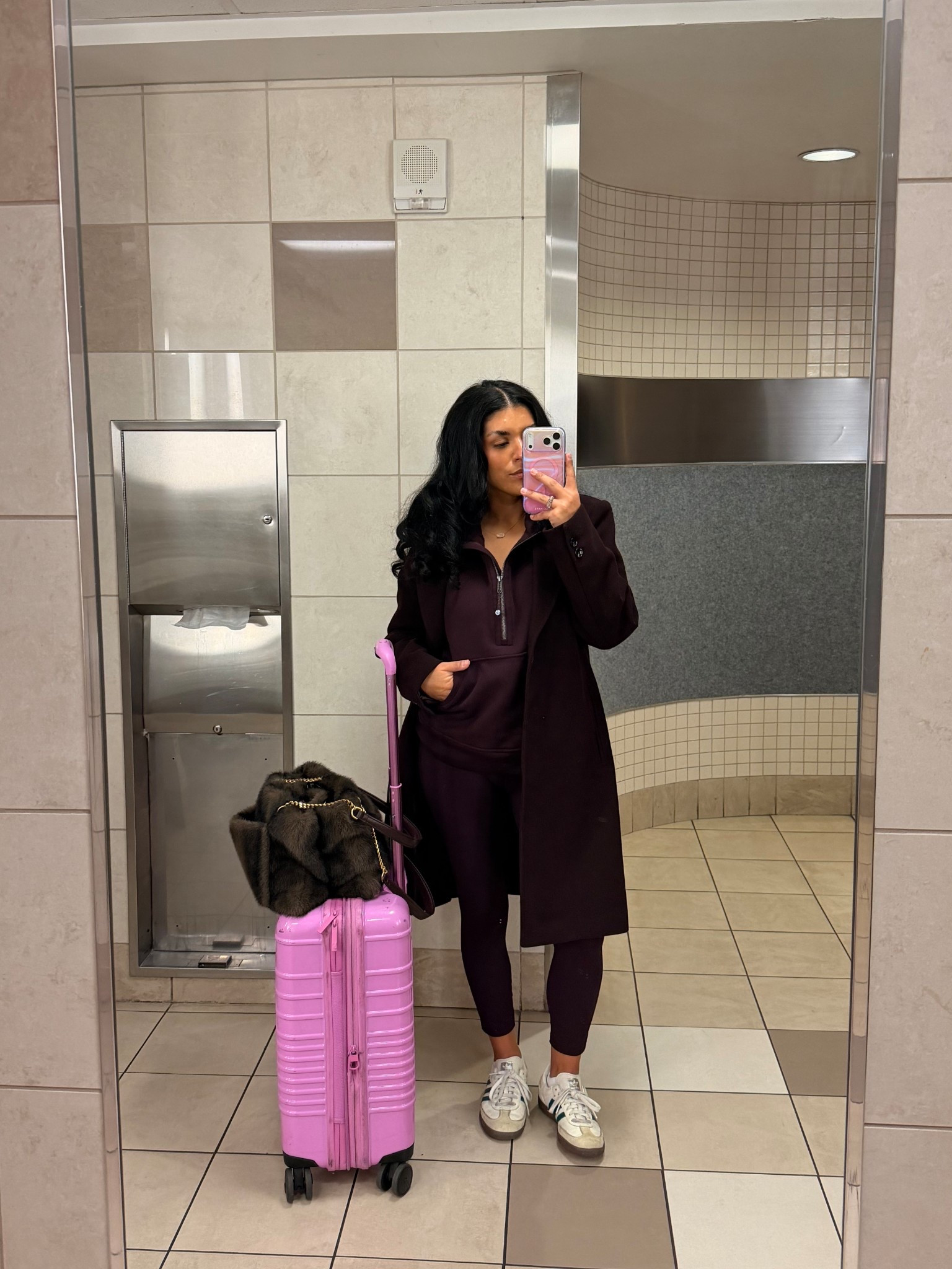 Airport look, but make it cute and comfortable ✈️💼

#vacay #beis #zara

#LTKTravel #LTKGiftGuide #LTKdayinmylife