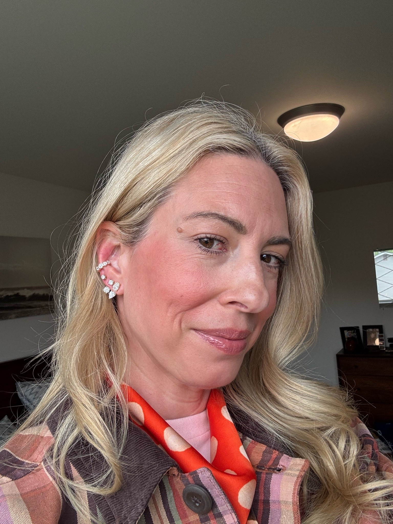 I love these earrings by Pavoi so much I bought them in both yellow and white gold!

#LTKOver40