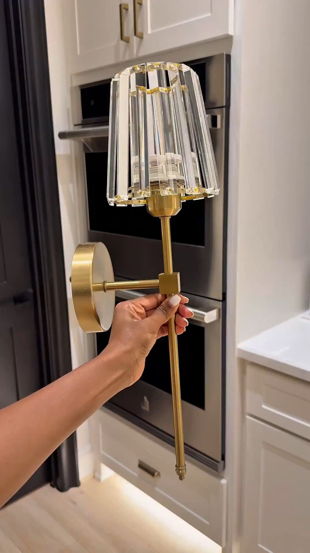 One of the easiest ways to add mood or ambient lighting to your home 

✨ These sconces let you brighten any space without hardwiring. They’re remote-controlled, color-changing, and perfect for kids’ rooms or cozy corners. 

Everything is linked for easy shopping—tap to shop!

#LTKHome #LTKStyleTip #LTKSaleAlert