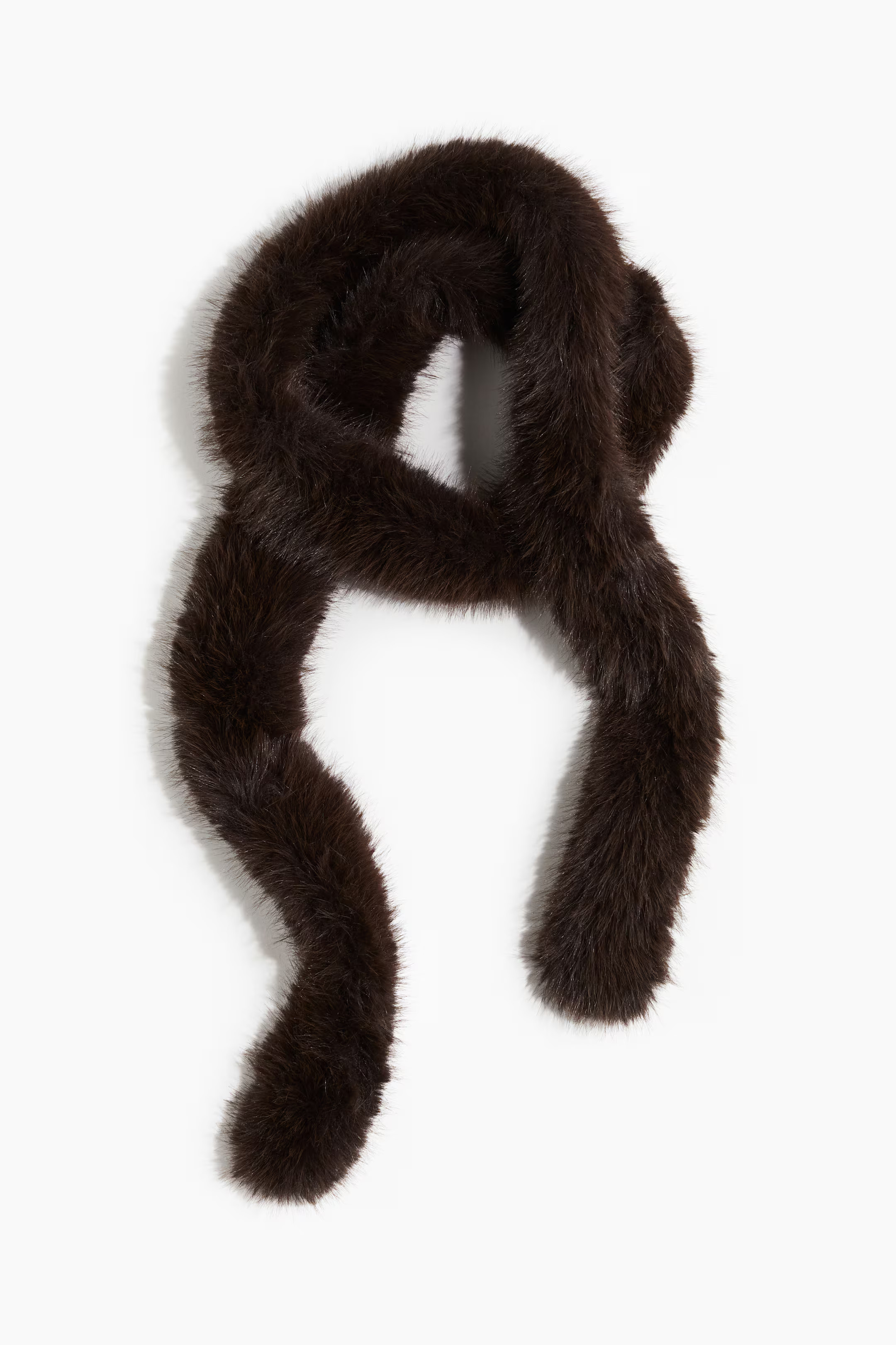 Fluffy-knit scarf | H&M (UK, MY, IN, SG, PH, TW, HK)