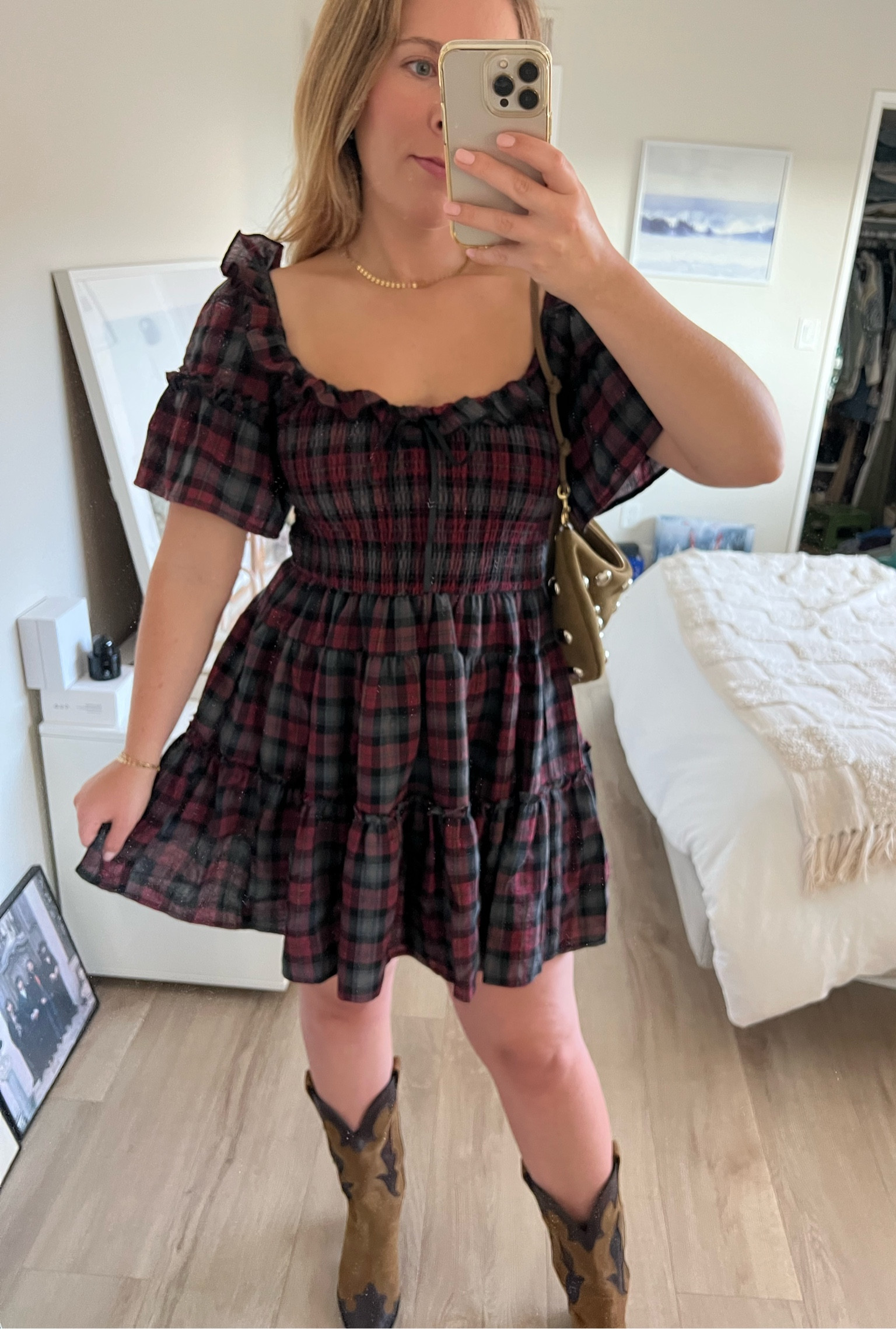 Plaid dress for friendsgiving season 🤎 #friendsgiving #thanksgiving #dipsgiving 

#LTKFindsUnder100 #LTKHoliday