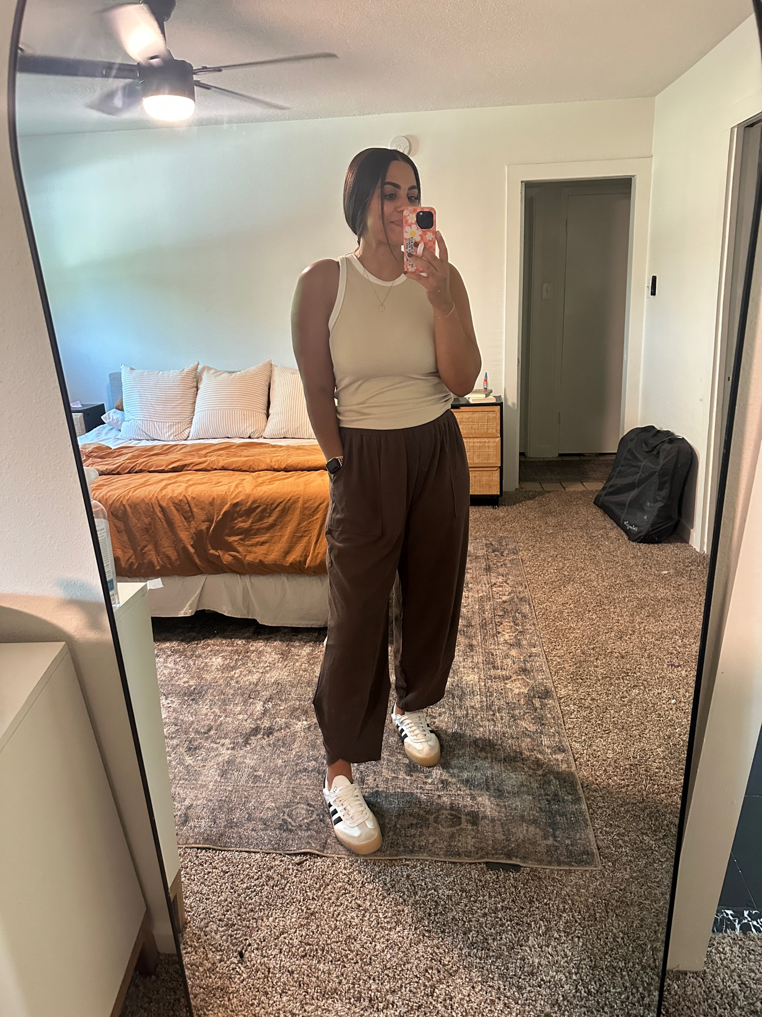 5'9" Wearing XL in the pants!