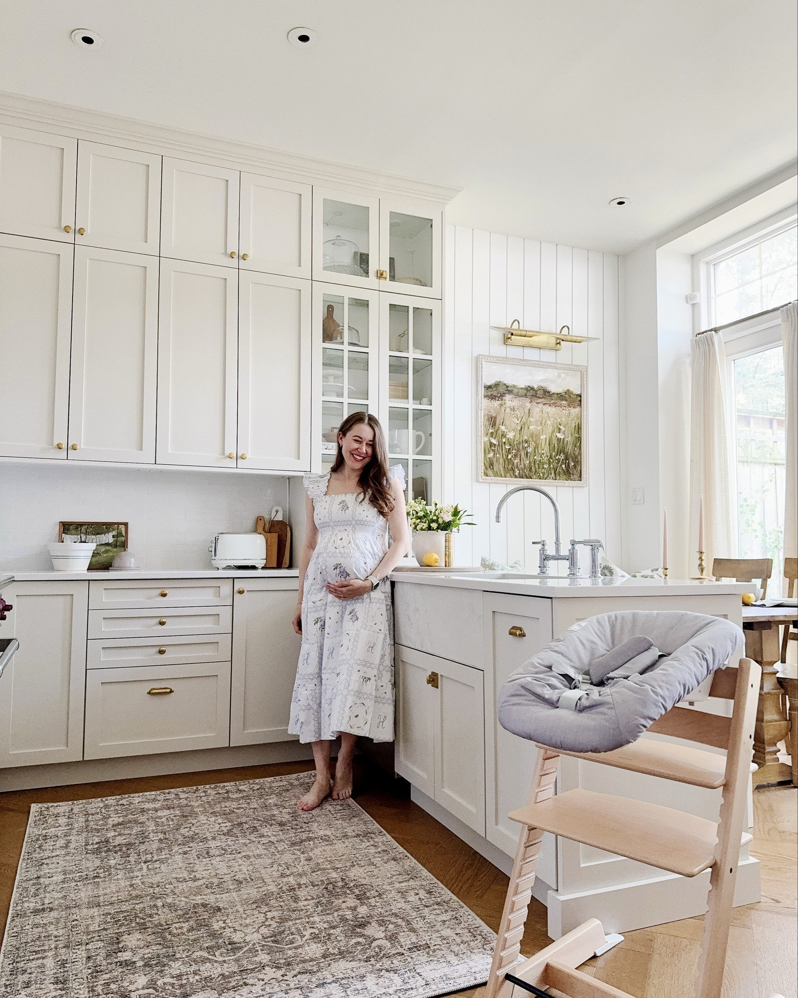 Now we’re 3 months into baby life, we’re loving this high chair! It’s one thing we never would have thought we needed right away but it’s been amazing. The newborn insert is so great. Owen can sit in this while we’re in the kitchen or pull him up to the table! 

Then as you baby grows it changes to a regular high chair and then a kids chair!


🇺🇸US linked as exact
🇨🇦Canada linked as similar/related

#LTKBump #LTKBaby #LTKFamily