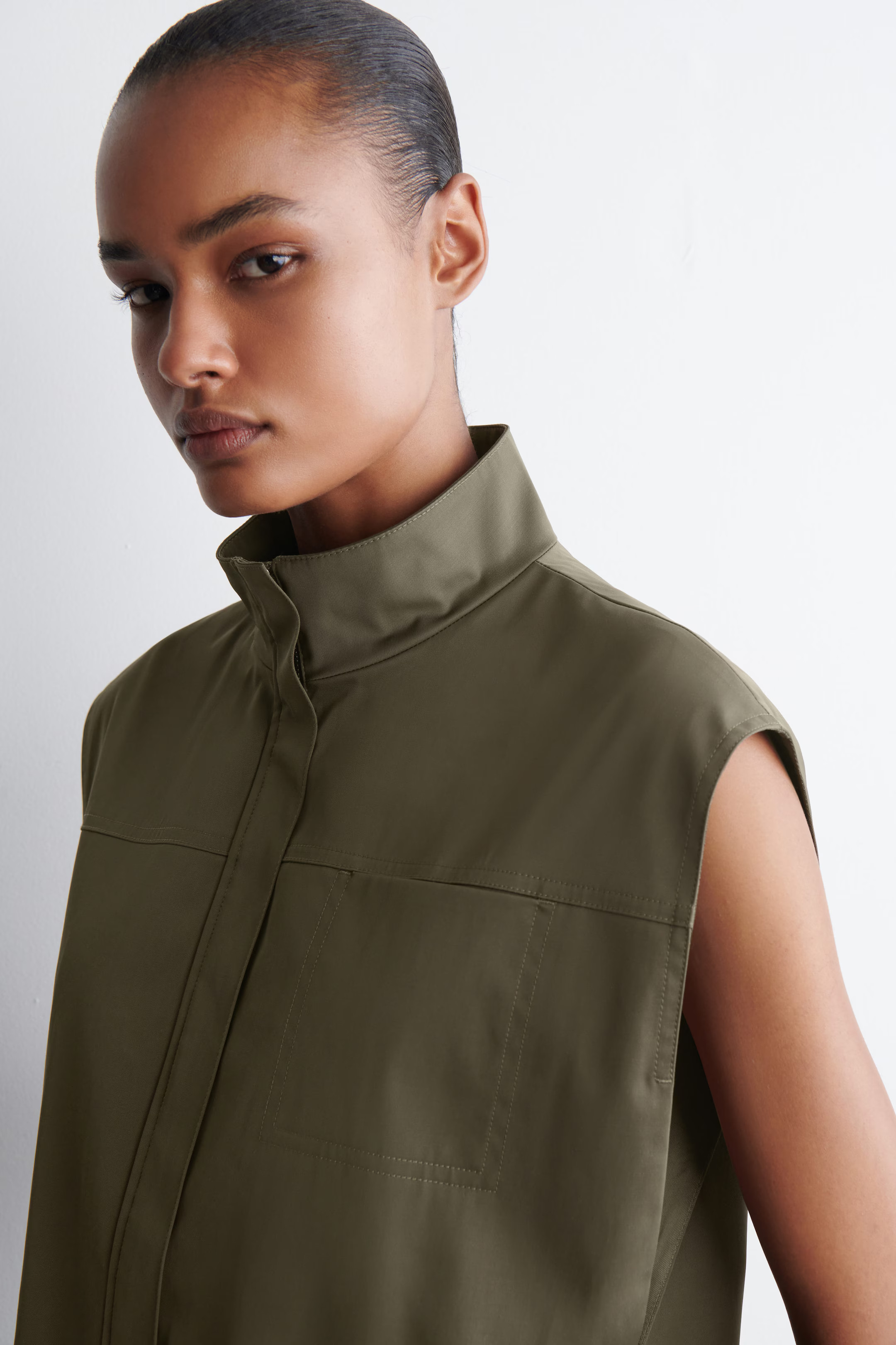 MOCK-NECK UTILITY VEST - KHAKI | COS US | COS (EU)