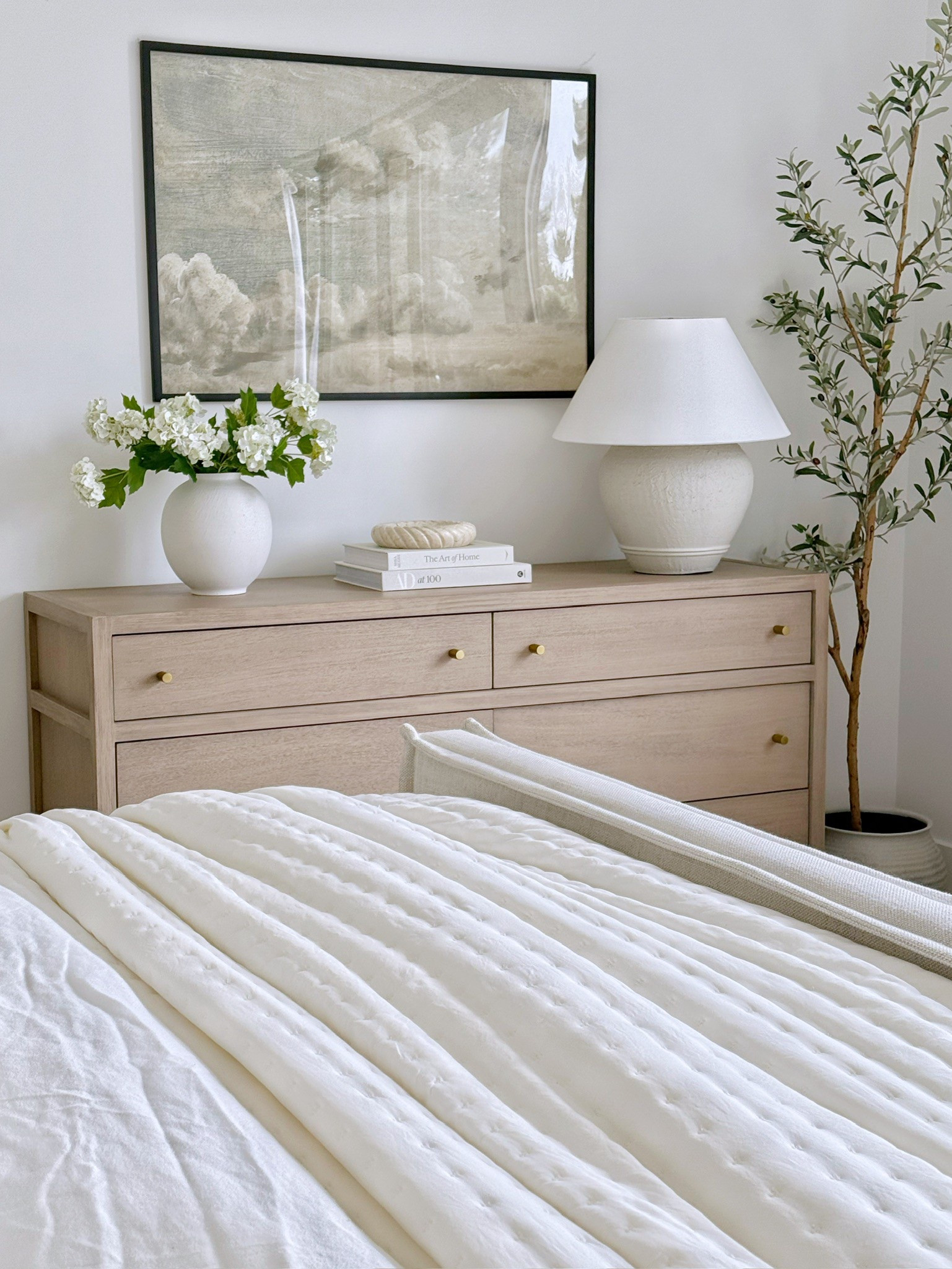 Soft textures, layered neutrals, and the coziest calm—this is your sign to refresh your space with timeless, organic touches!

#LTKHome #LTKSeasonal #LTKStyleTip