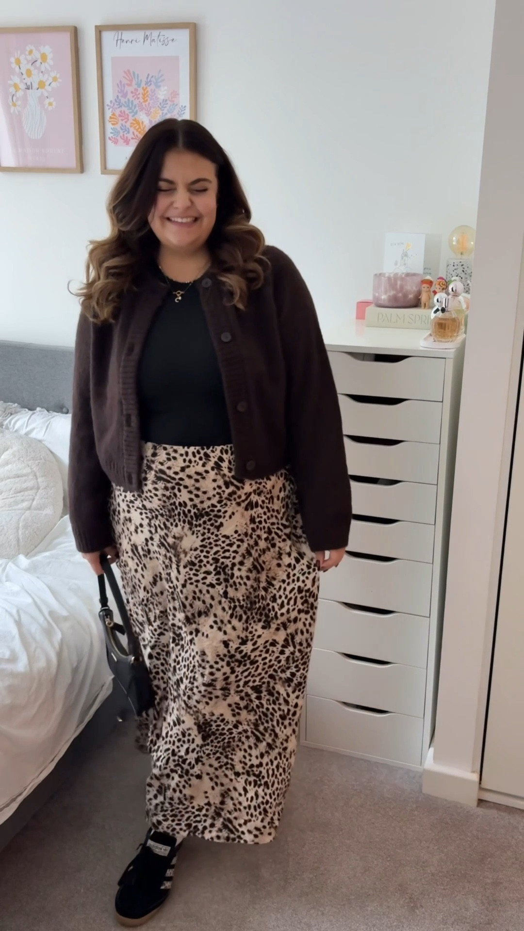 Leopard print styling for autumn 🍂 

Animal print, satin skirt, brown cardigan, cardigan outfit, autumn outfit, autumnal outfit, transitional outfit

#LTKautumn #LTKuk #LTKmidsize