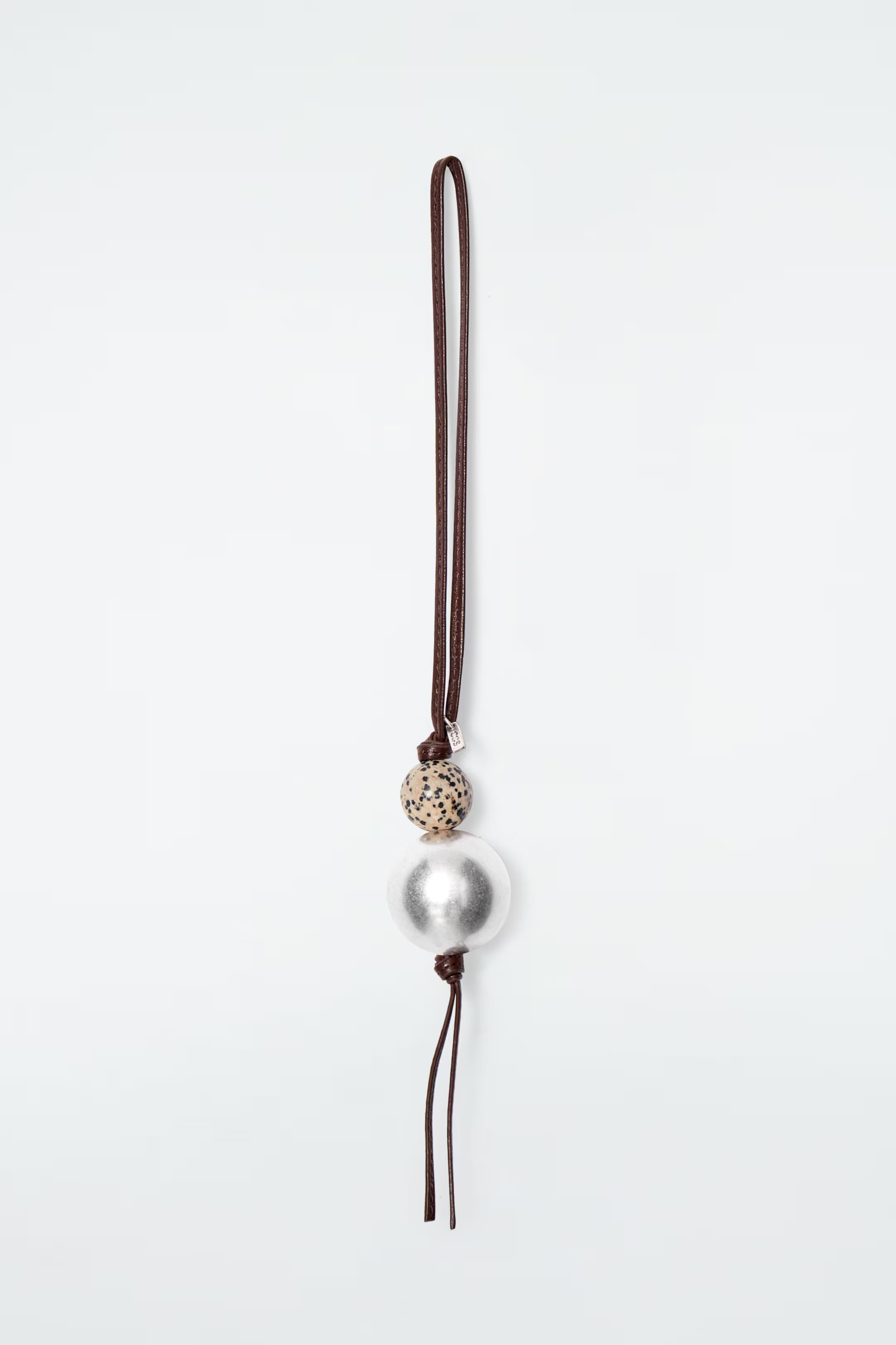 BEADED LEATHER BAG CHARM - BROWN | COS (EU)