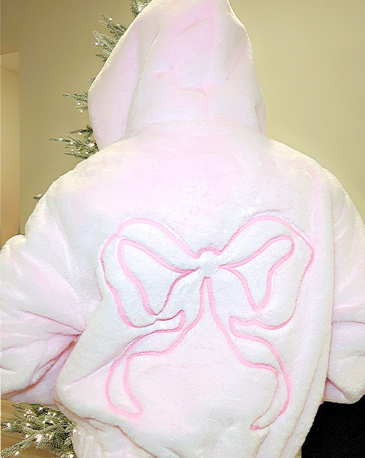 Feeling FANCY in my new Pink x LoveShackFancy drop @vspink #PinkPartner 