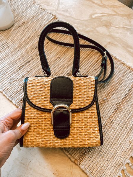 Sale Alert 🚨 Looking for a wicker bag? This one is so super cute. Fits a lot inside. #wickerbag #strawbag #summerbag #ltkunder50

#LTKitbag #LTKsalealert #LTKFind