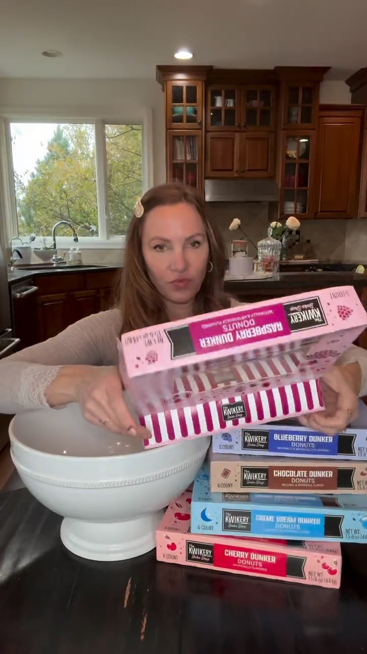 Linking my overalls and shirt!

#LTKStyleTip #LTKSeasonal #LTKOver40