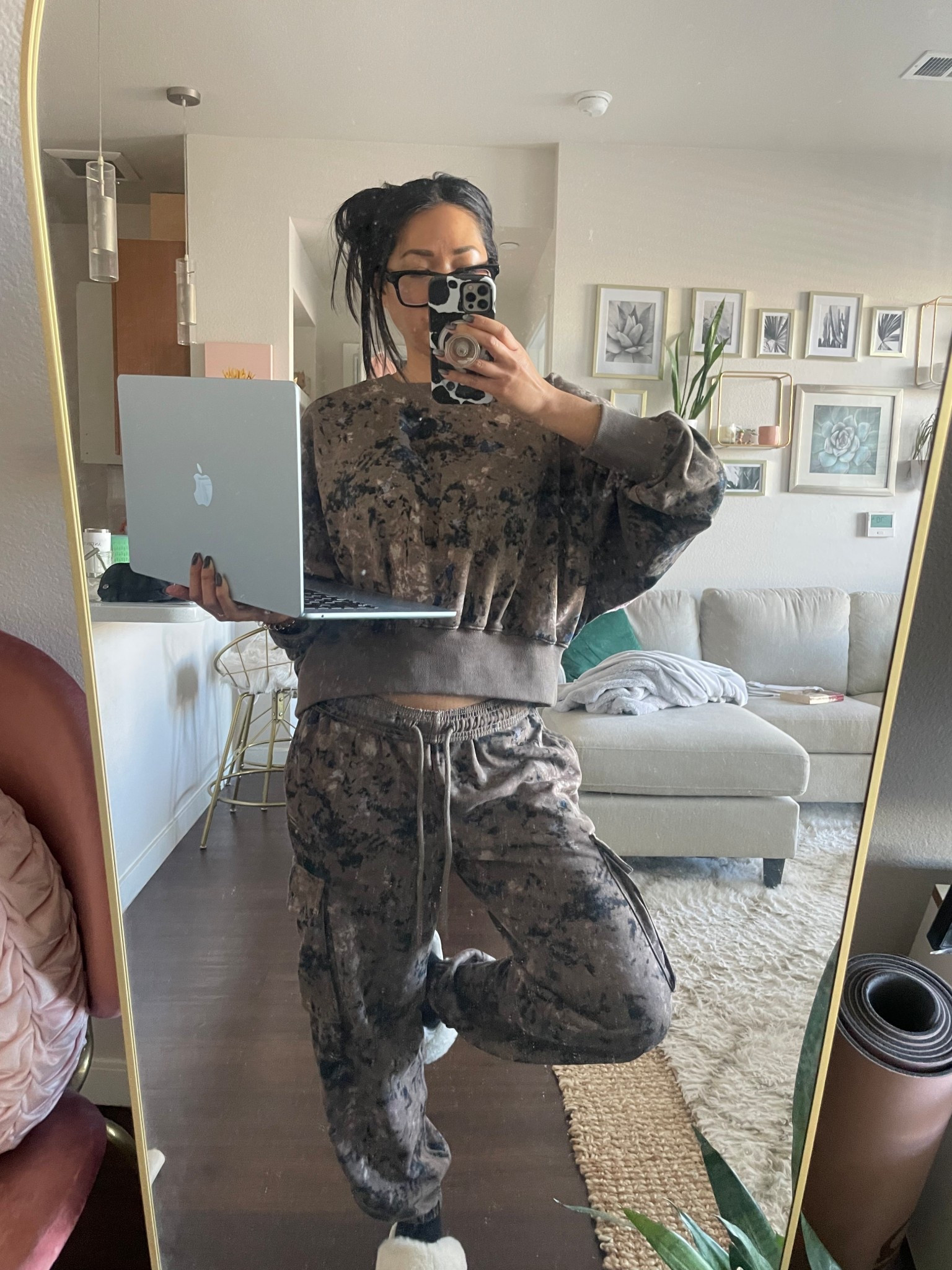 Work from home outfit / lounge outfit 

#LTKootd #LTKActive #LTKdayinmylife