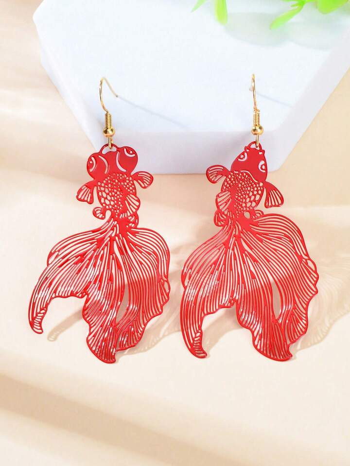 Fish Charm Drop Earrings | SHEIN
