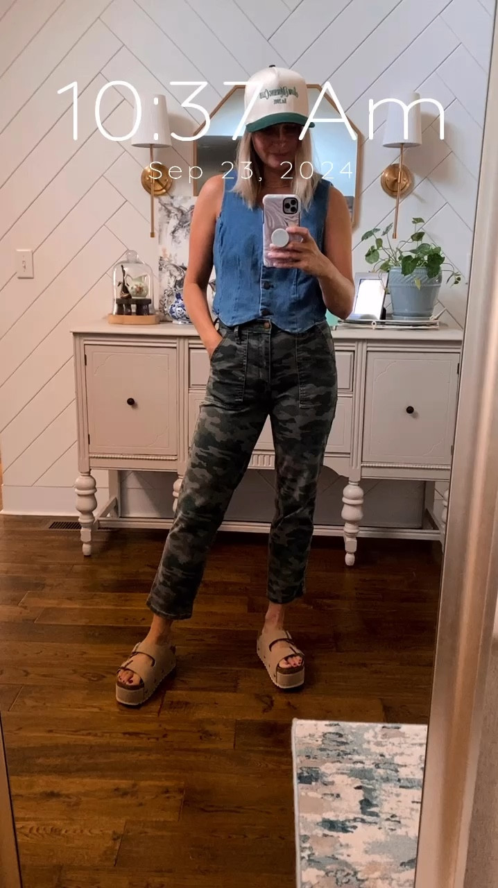 Gdwm for a facial 
:
Exact links for everything but camo pants. I found similar items for those 

#LTKFallSale #LTKVideo #LTKSeasonal