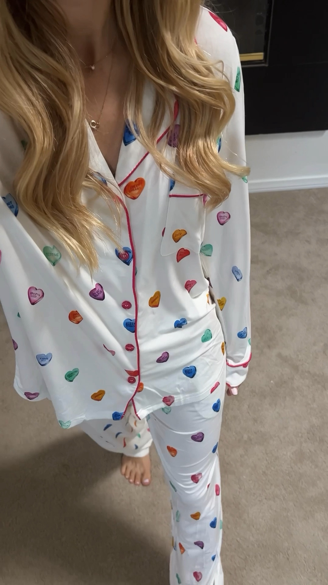 Use the code CE-CHLOEBARNOLD for 40% off 

@cozyearth #cozyearth #paidlink #ad #luxurybedding #luxurypajamas 

#LTKPetite #LTKHome